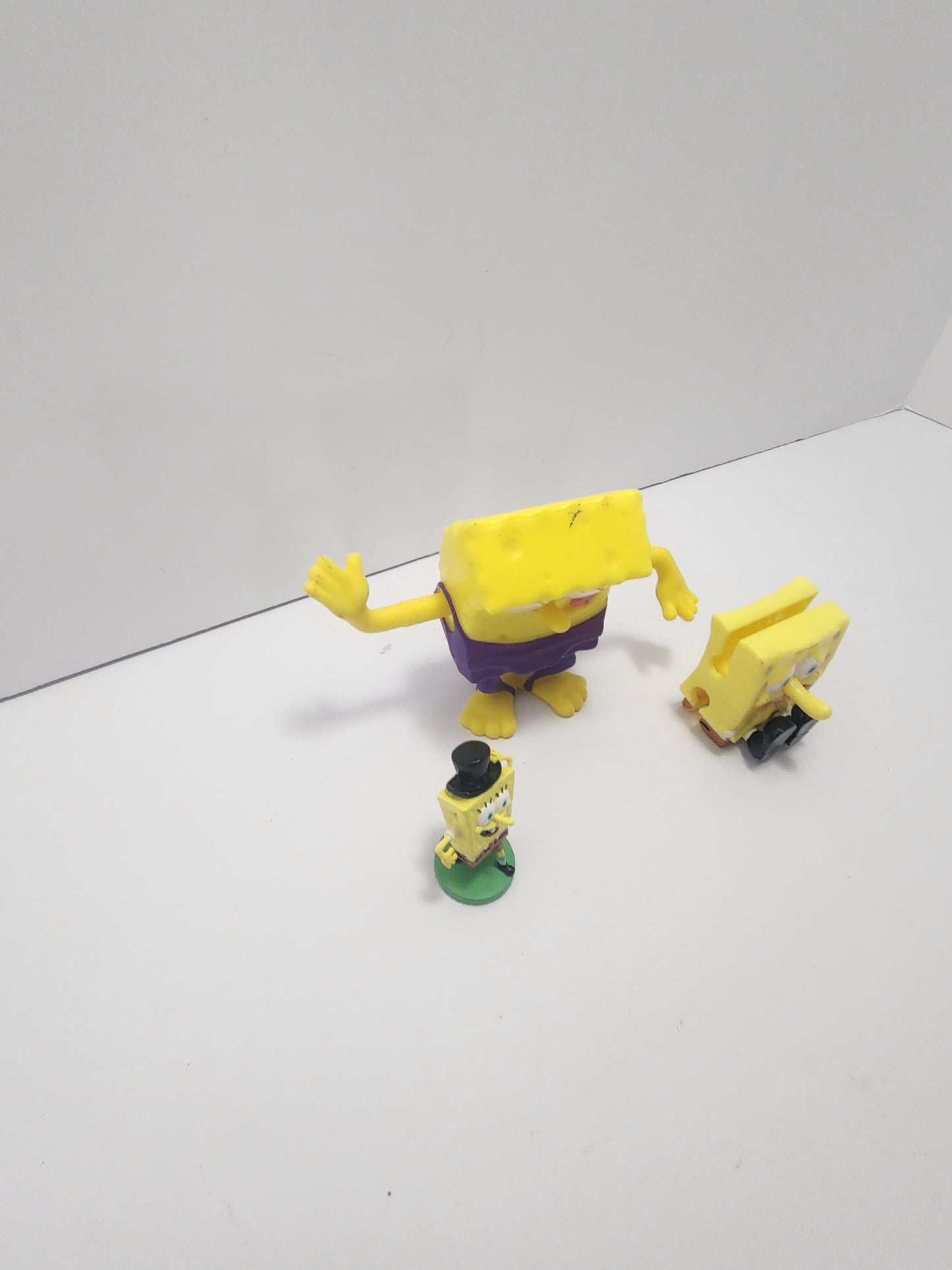 Spongebob SquarePants Nickelodeon Figures LOT Of 3 - Spongebob SquarePants - Nickelodeon - Nickelodeon Toys - Spongebob Toys - Spongebob