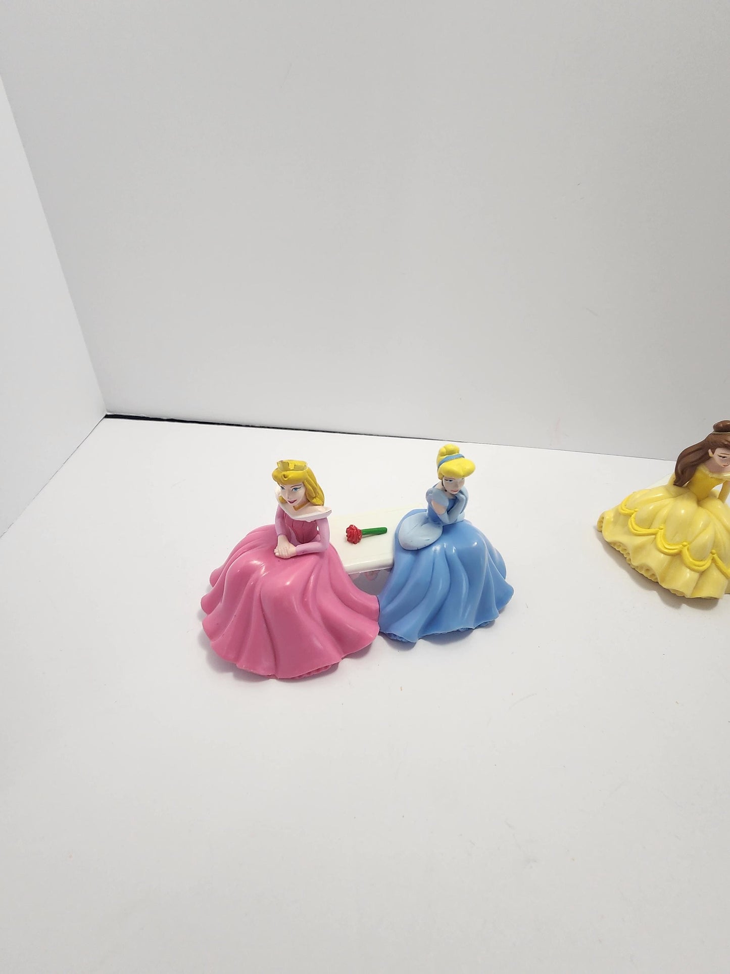 Disney Princess Figurines Lot Of 3 - Disney - Disney Toys - Princess - Disney Princess - Girls Toys