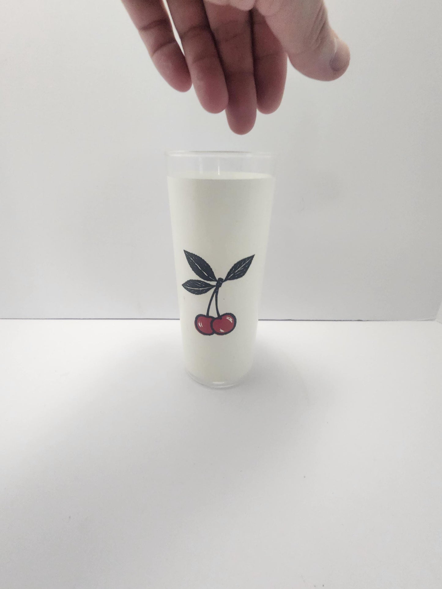 1950s Elliott Vintage Fruit Tumbler Glass - Tumblers - Glasses - Fruit - Cherries - Cherry Glass - Fruit Glass - Glassware - Fruit Decor