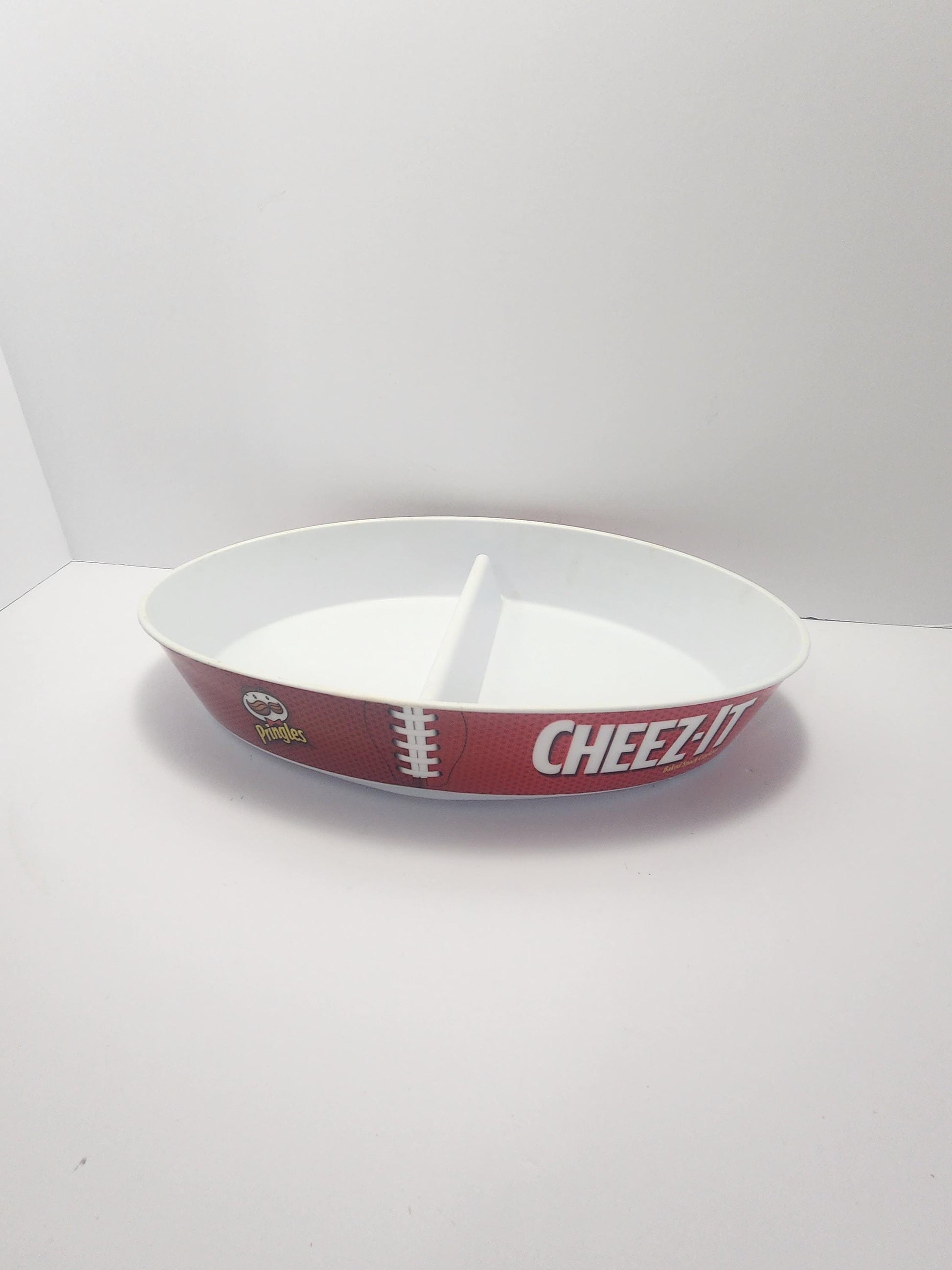 Pringle & CheezIts Chips and Dip Serving Plastic Bowl - Gameday - Sports - Tailgating - Chips - Chips and Dip - Chip Bowl - Pringles - Cheez