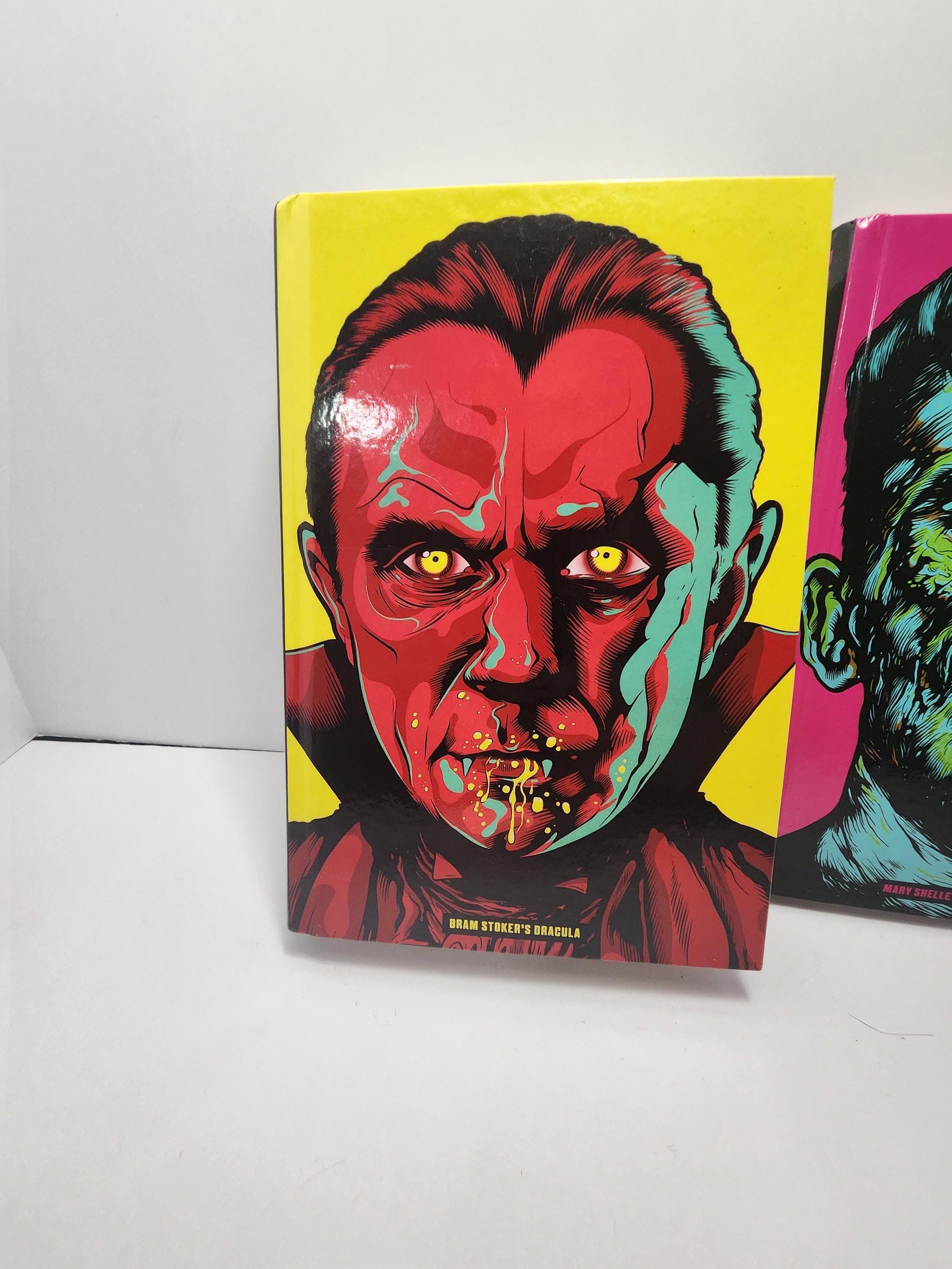 Monsters Dracula & Frankenstein Books - Mary Shelly - Bram Stoker - Monsters - Halloween - Halloween Books - Frakenstein - Dracula