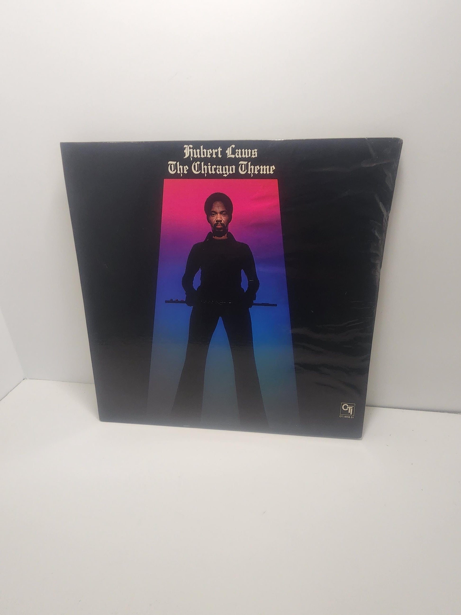 1970s Vintage Hubert Laws The Chicago Theme Vinyl LP Record - Records - Music - Vinyl - LP - LP Records - Hubert Laws - The Chicago Theme