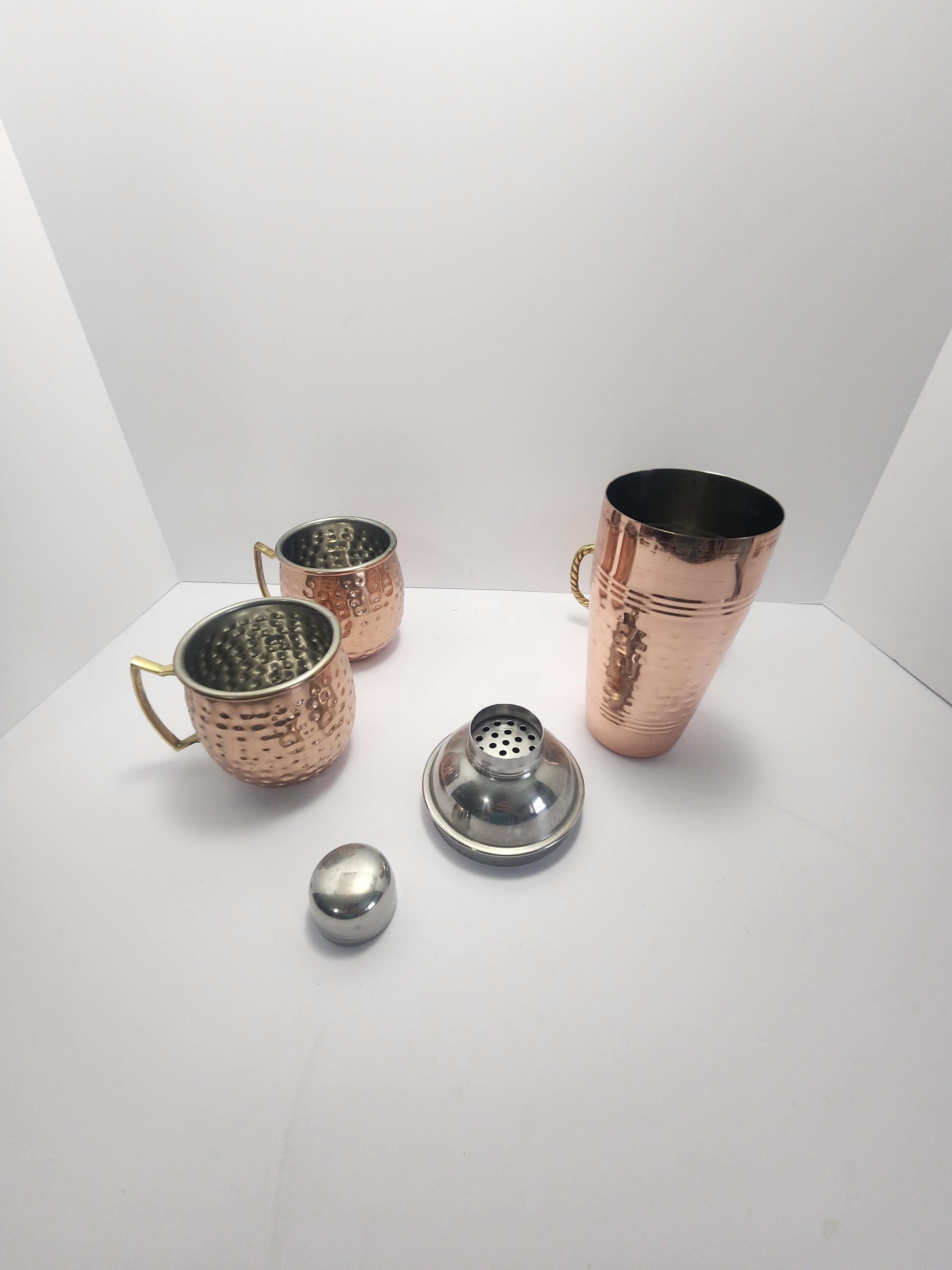 Vintage Copper Set Of 4 With Shaker & 3 Mugs - Drinkware - Barware - Moscow Mules - Mugs - Shakers - Drink Shakers - Bartenders - Drinks