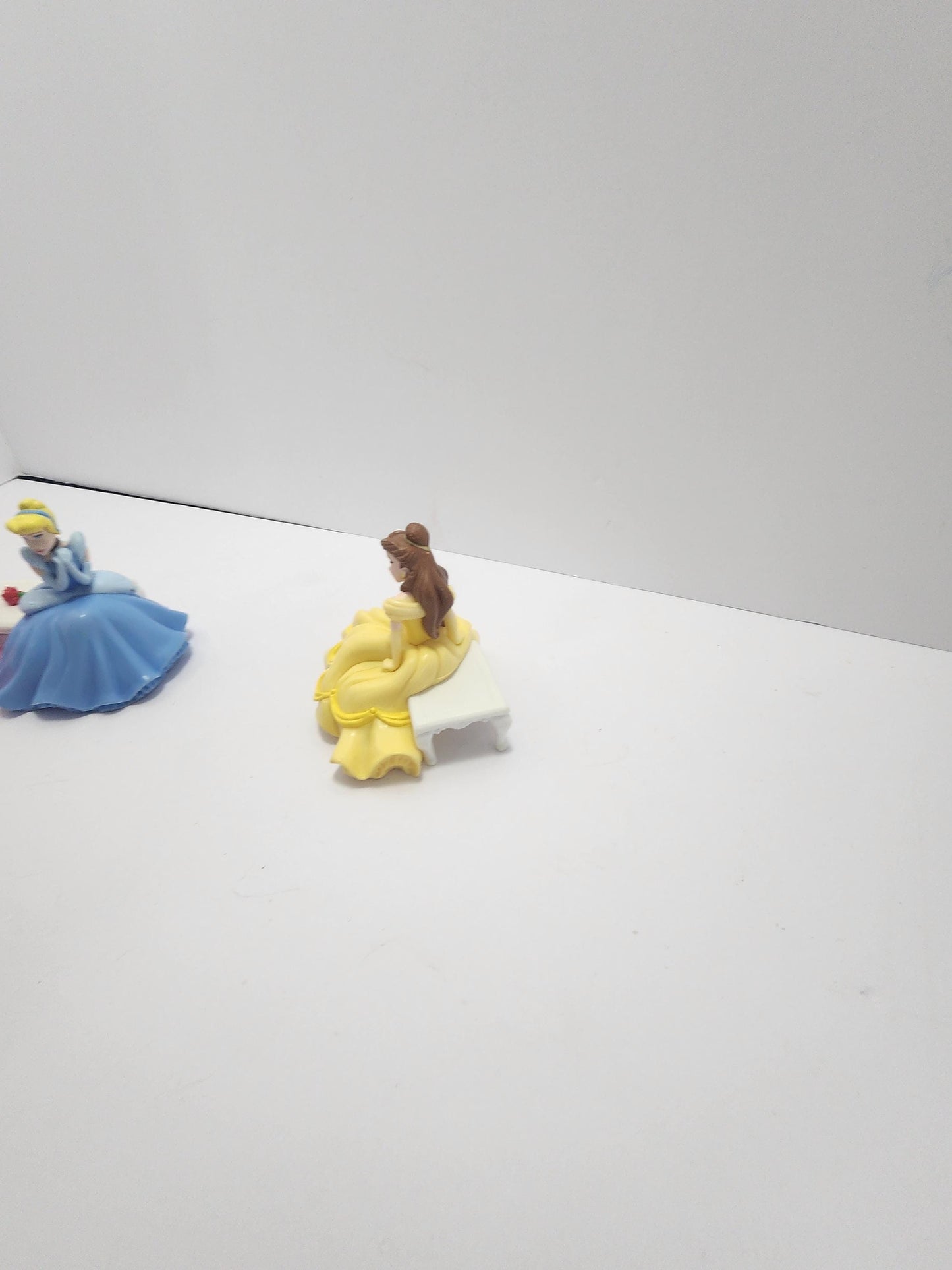 Disney Princess Figurines Lot Of 3 - Disney - Disney Toys - Princess - Disney Princess - Girls Toys