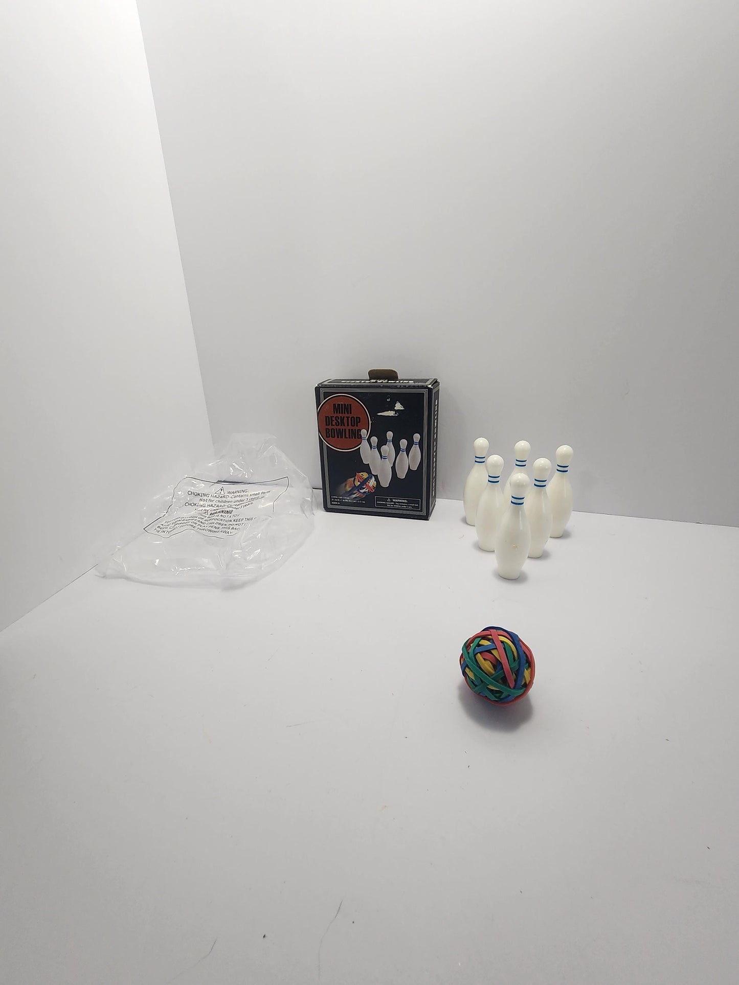 Minature Desktop Bowling - Bowling - Desktop - Desk Games - Minature Games - Bowling Gift - Work - Office - Office Supplies