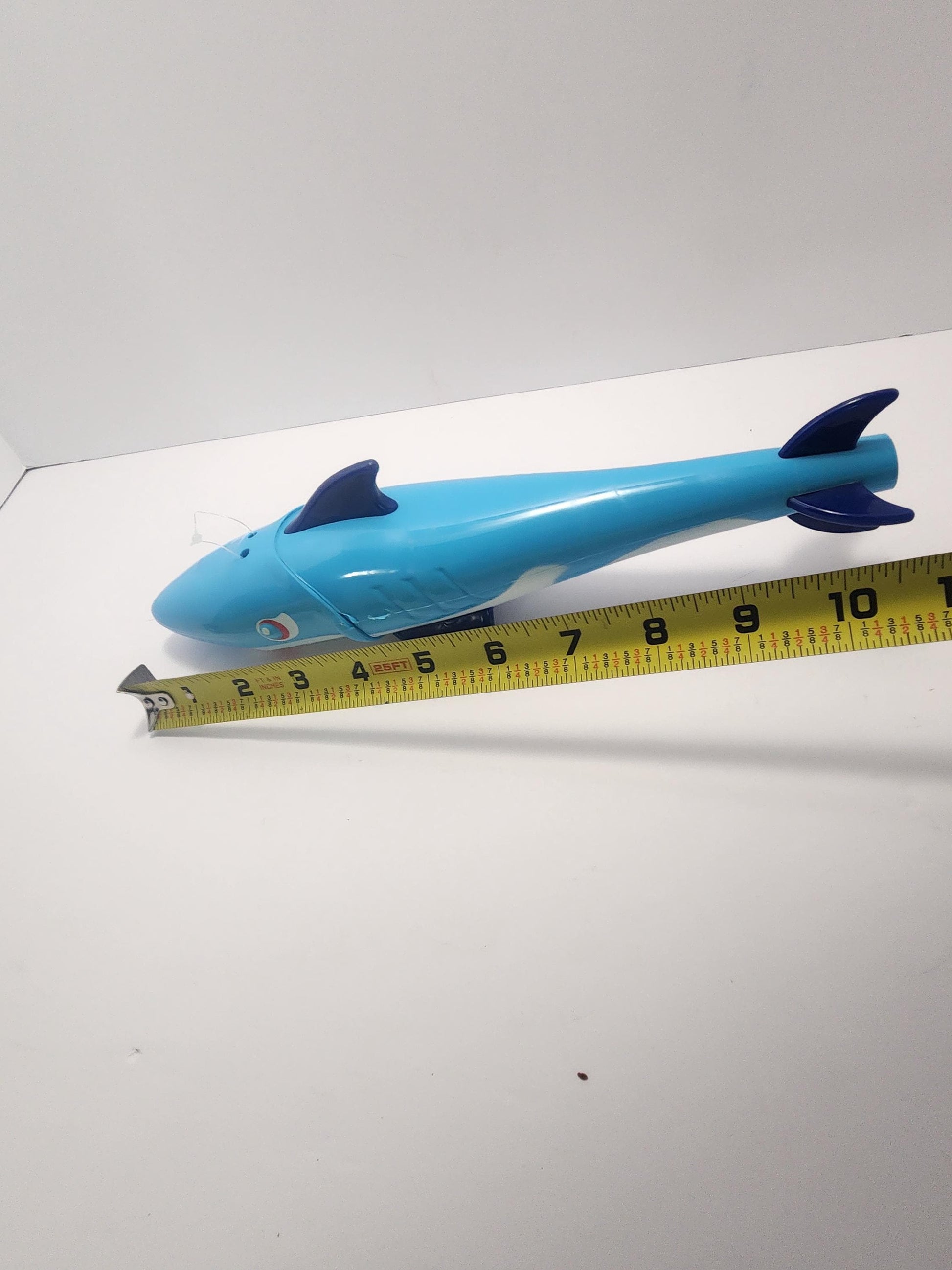 Shark Underwater Bath Or Pool Toy - Sharks - Shark Gifts - Shark Toys - Bath Toys - Pool - Pool Toys - Swimming Toys - Animals