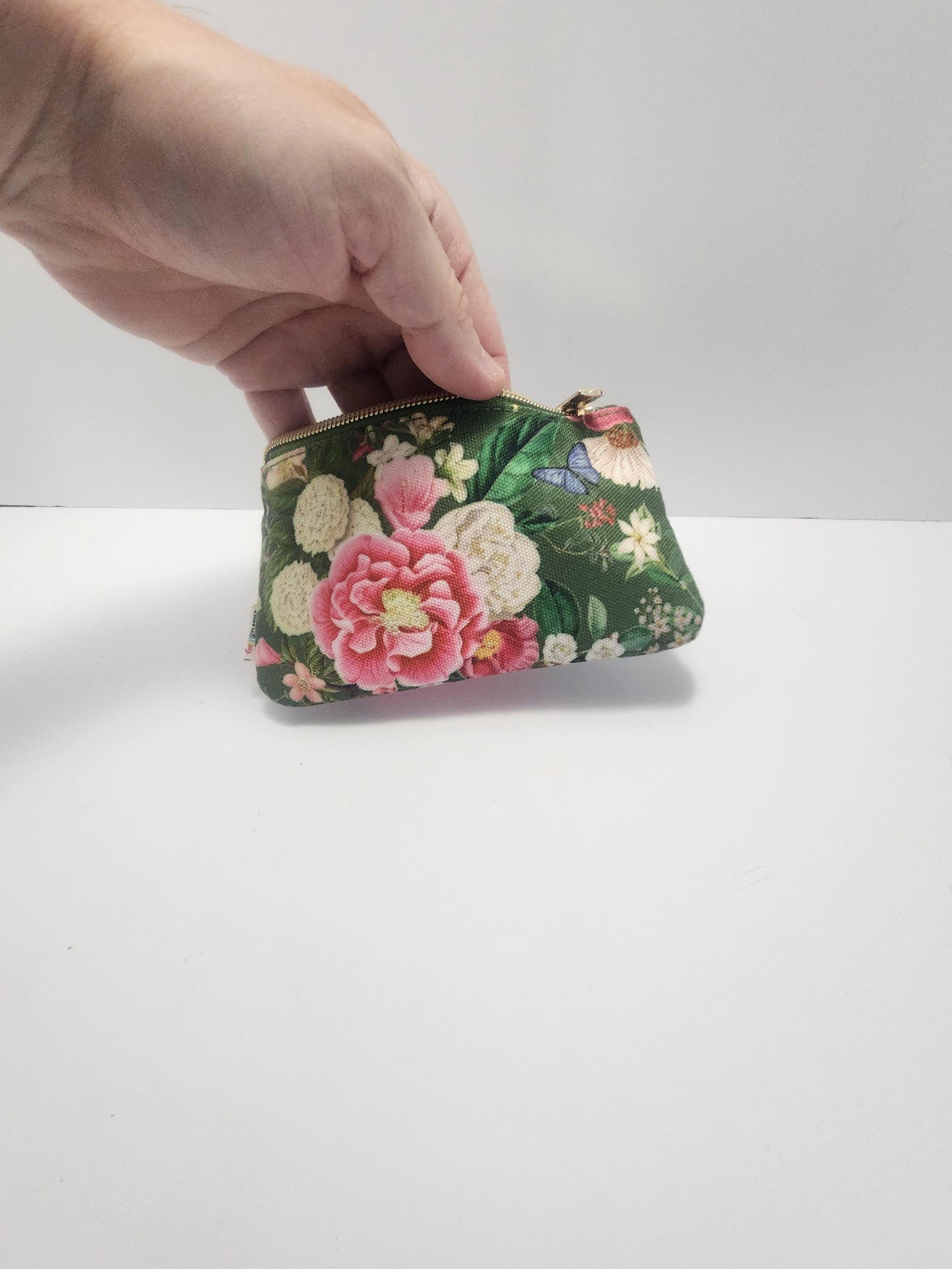 Womens Coin Bag Purse Floral Vintage Design - Bags - Hand Bags - Purse - Coin Purse - Wallet - Womens Wallet - Gift For Women - Womens Bags