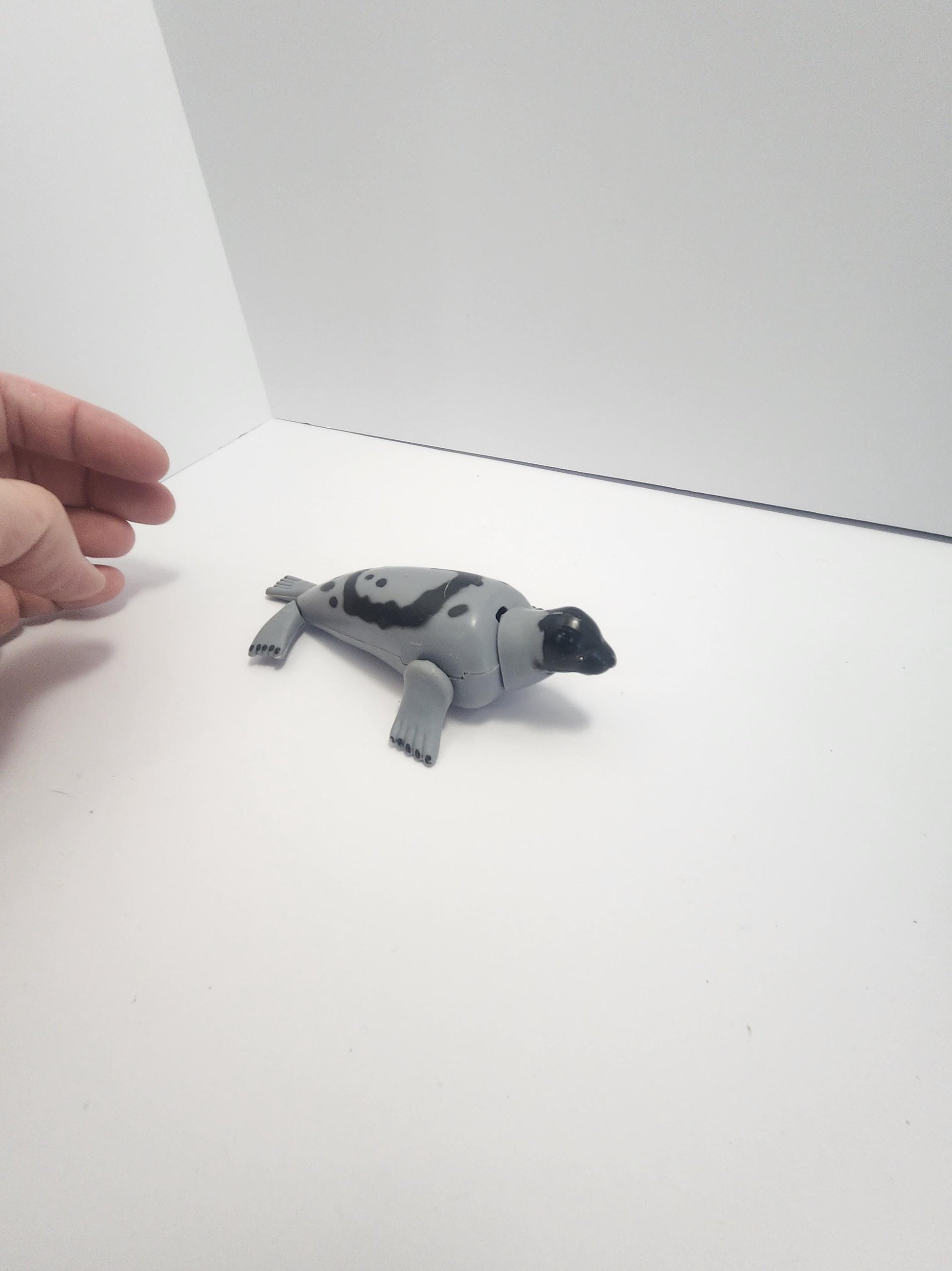 Marine Vintage Toy Animals - Bath Toys - Munchkin - Seal - Sharks - Dolphins - Pretend Play - Vintage Toys