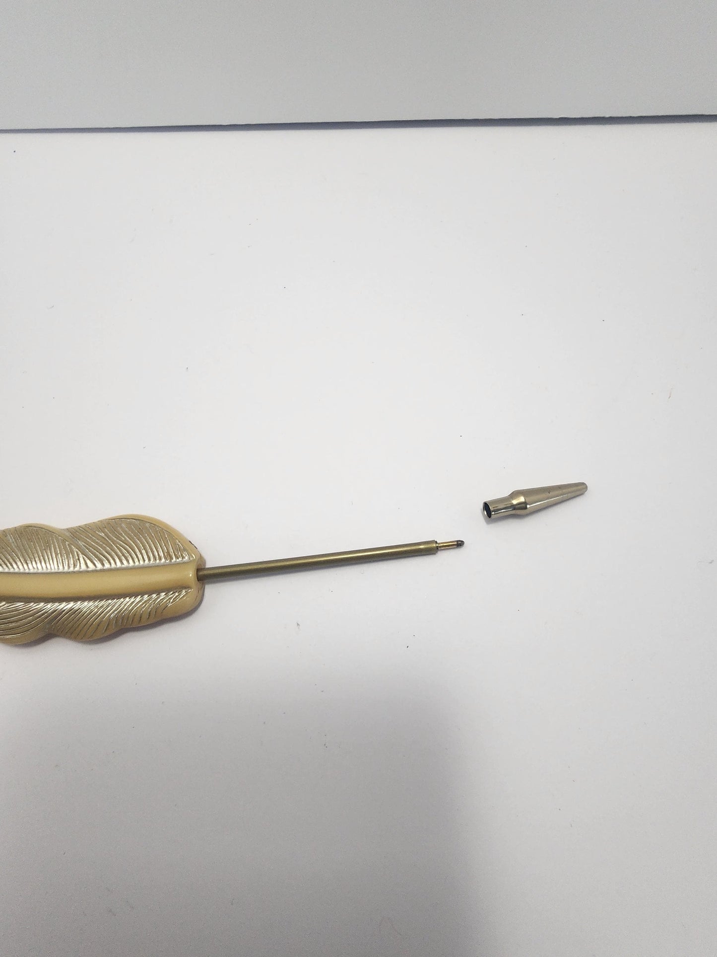 Vintage Monet Feather Brooch Pen - Pen - Office - Office Decor - Feathers - Gift Feathers - Monet - Monet Feather - Brooch