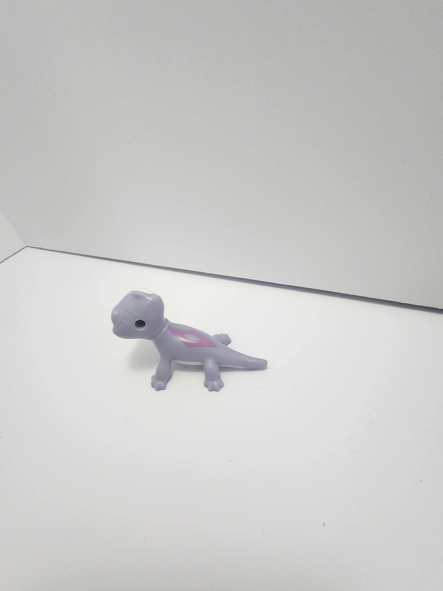 Disney Frozen Bruni Salamander Figure - Disney - Disney Toys - Bruni - Lizards - Frozen Lizard - Frozen Toys - Cake Toppers - Frozen Toys