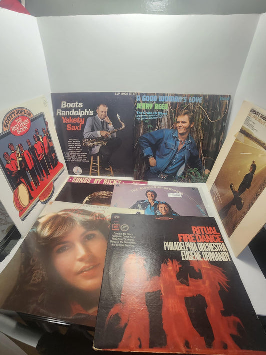 Vintage 1980s Vinyl LP Records Mixed LOT Of 8 - Vinyl - Records - Vinyl Records - 1980s - Music - Jerry Reed - Boots Randolph - Songs By Ric