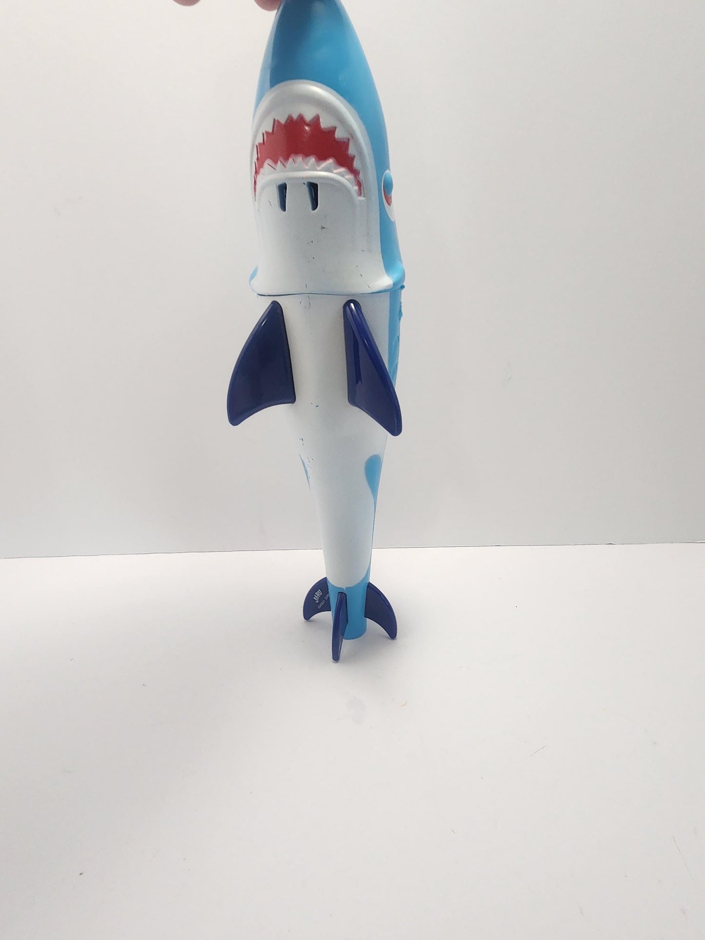 Shark Underwater Bath Or Pool Toy - Sharks - Shark Gifts - Shark Toys - Bath Toys - Pool - Pool Toys - Swimming Toys - Animals