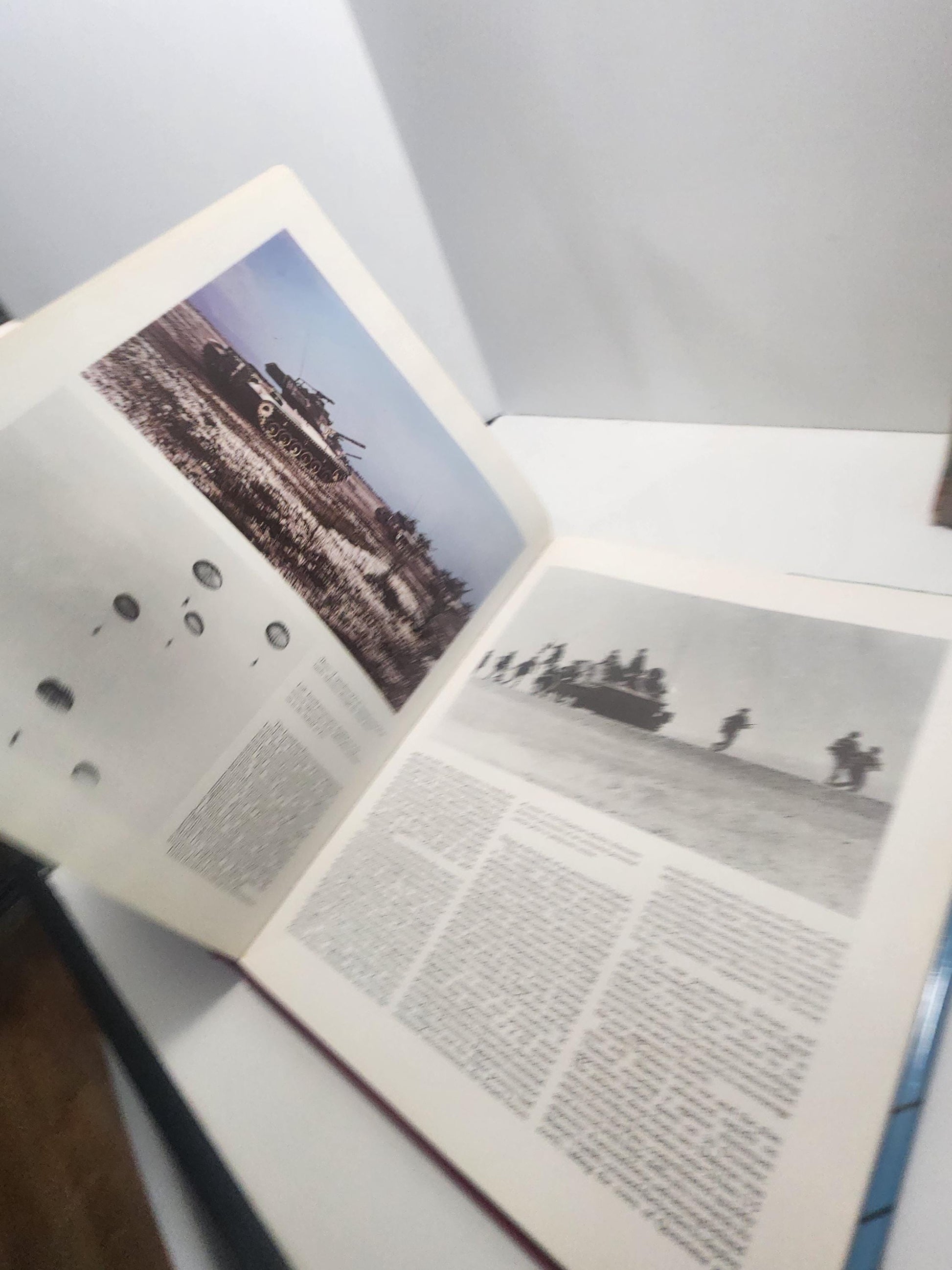 War Battles Vintage Books LOT Of 2 - The Battle Of Waterloo - Modern Warfare - Tactics Of Modern Warfare - War - Army - War Books - History