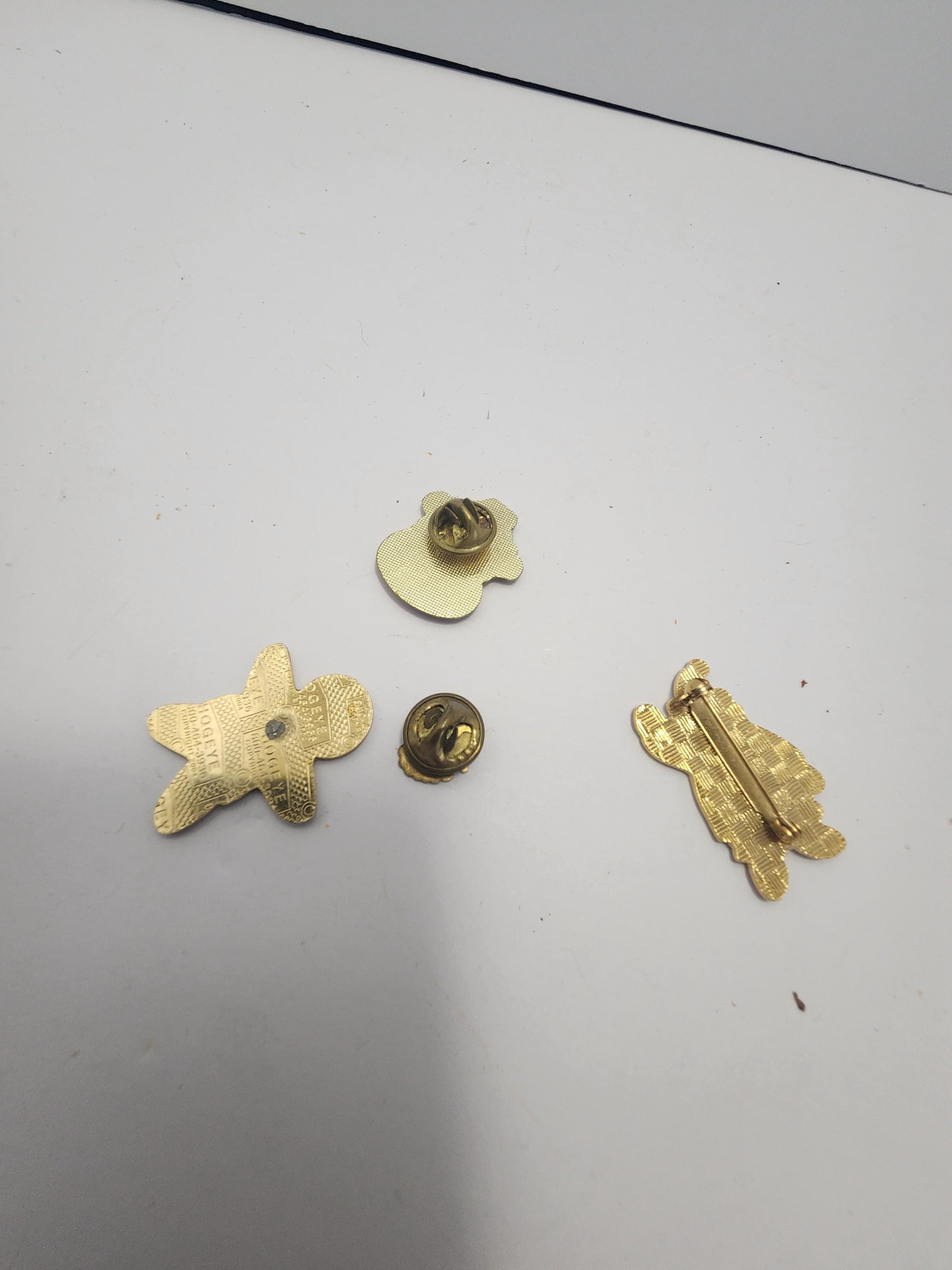 Christmas Vintage 1990s Collectable Pins LOT - Gingerbread Men - Santa - Christmas - Pins - Vintage Pins - Collectable Pins - Christmas Pins