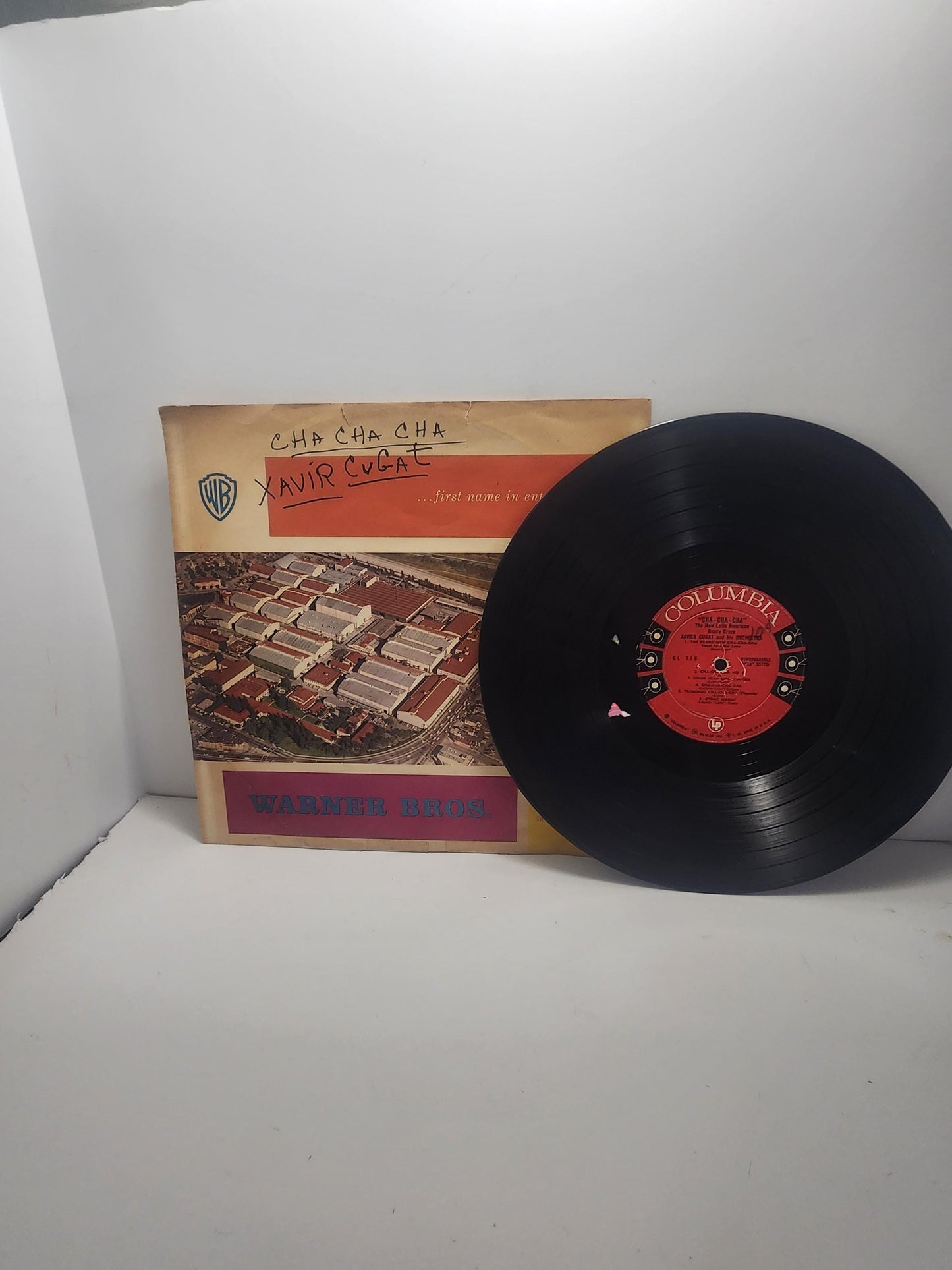 1980s Vinyl Xavir Cugat Cha Cha Cha Record - Records - Vinyl - Vinyl Records - Xavir Cugat - Cha Cha Cha - Vintage Music - LP Records