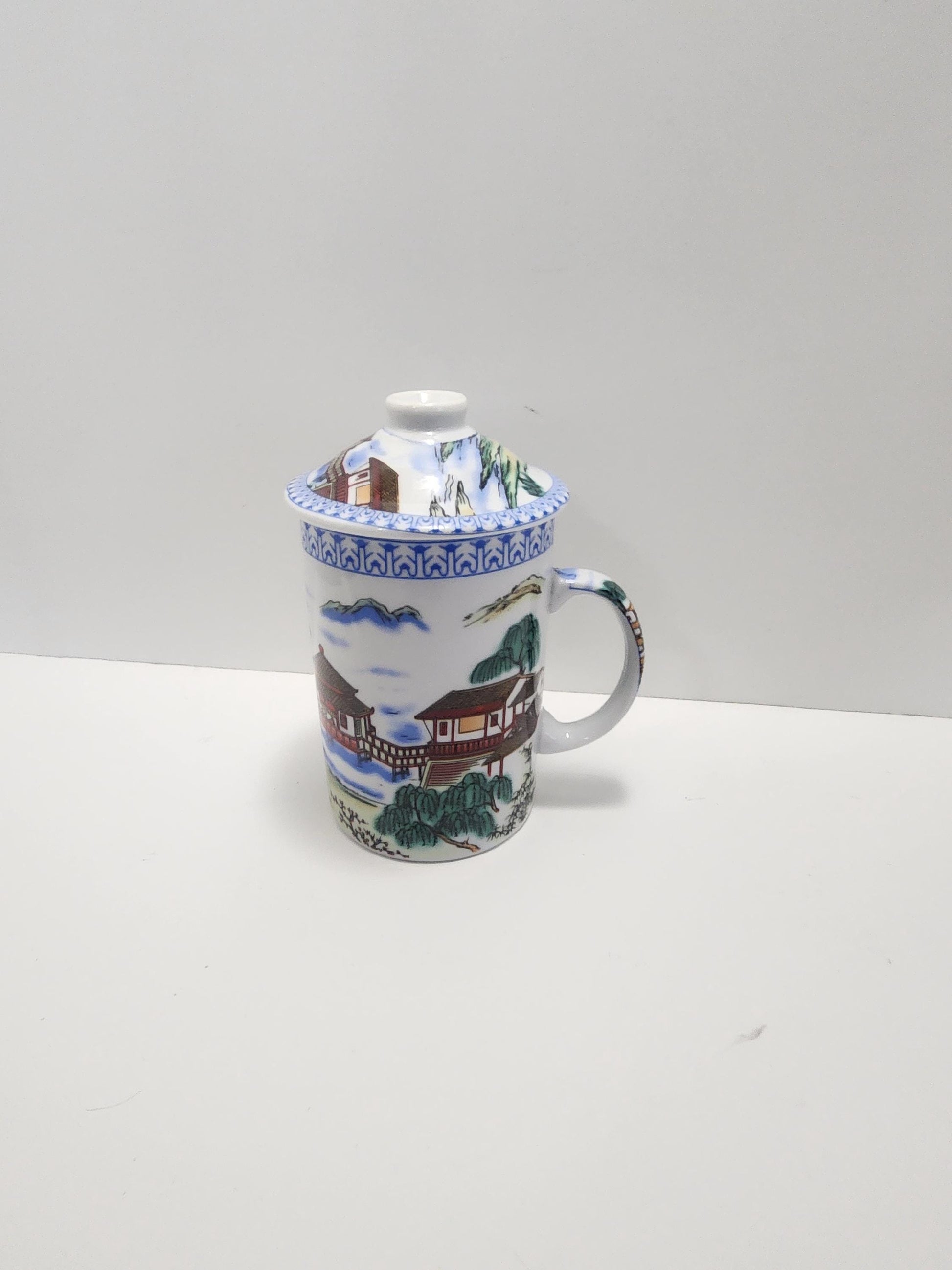 Porcelain Chinese Vintage Tea Mug With Lid - Mugs - Coffee - Tea - Chinese - Chinese Mug - Porcelain Mug