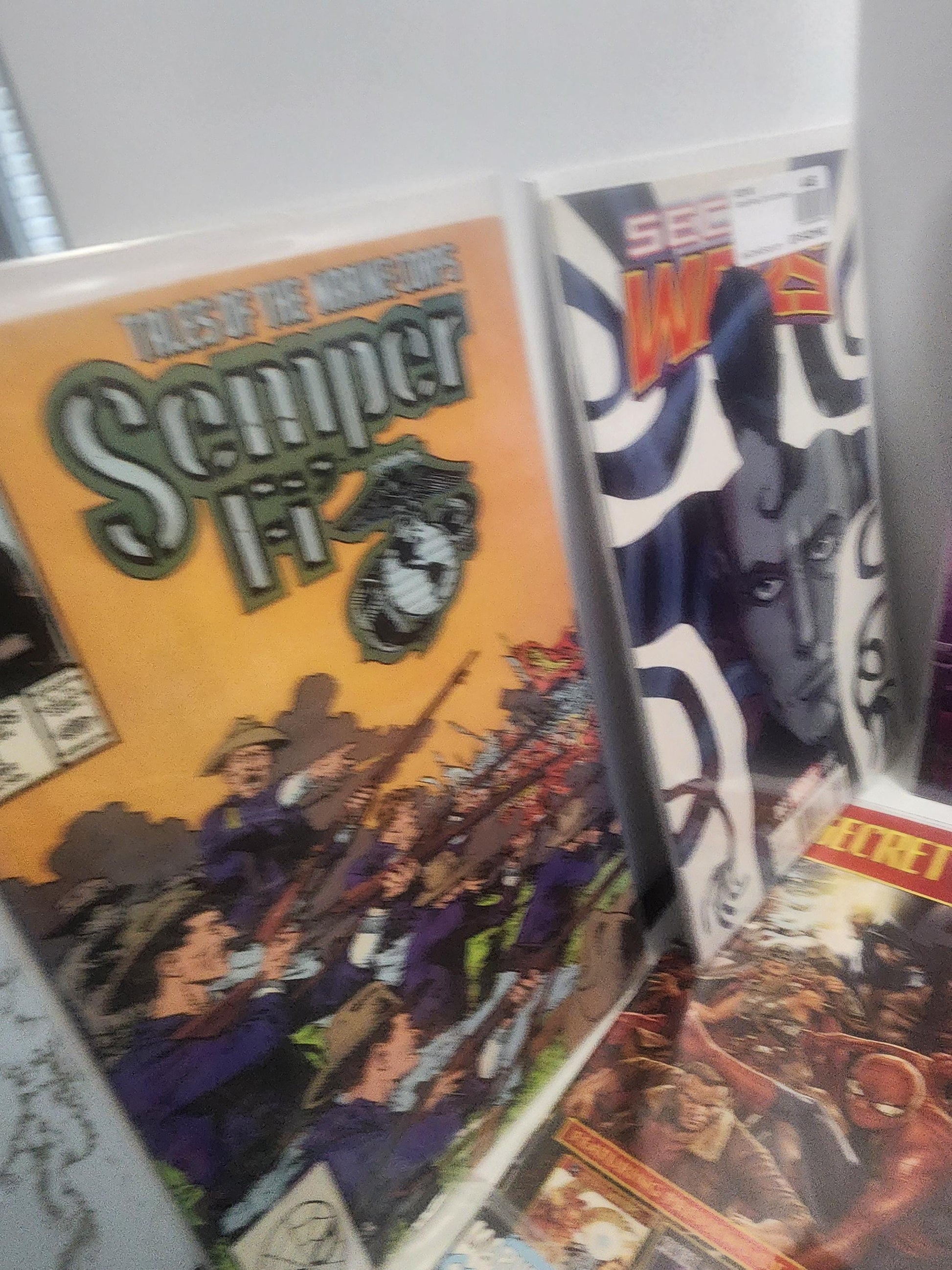 Old Style Of Marvel Comics MIXED LOT Of Over 15 - Comics - Comic Books - Shield - Agents Of The Shield - Marvel - Marvel Gifts - Comics