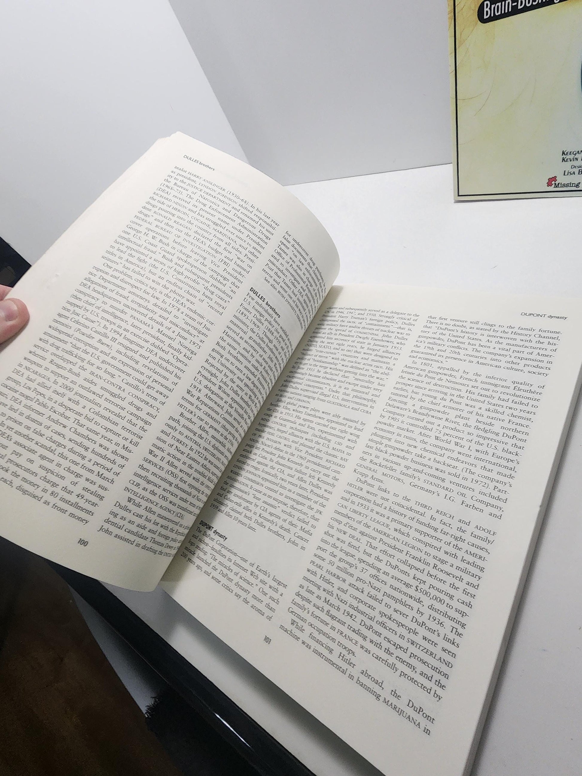 Science Stumpers OR Conspiracies & Conspiracy Theories Vintage Books - Science - Science Books - Conspiracy - Conspiracy Theories - Newton