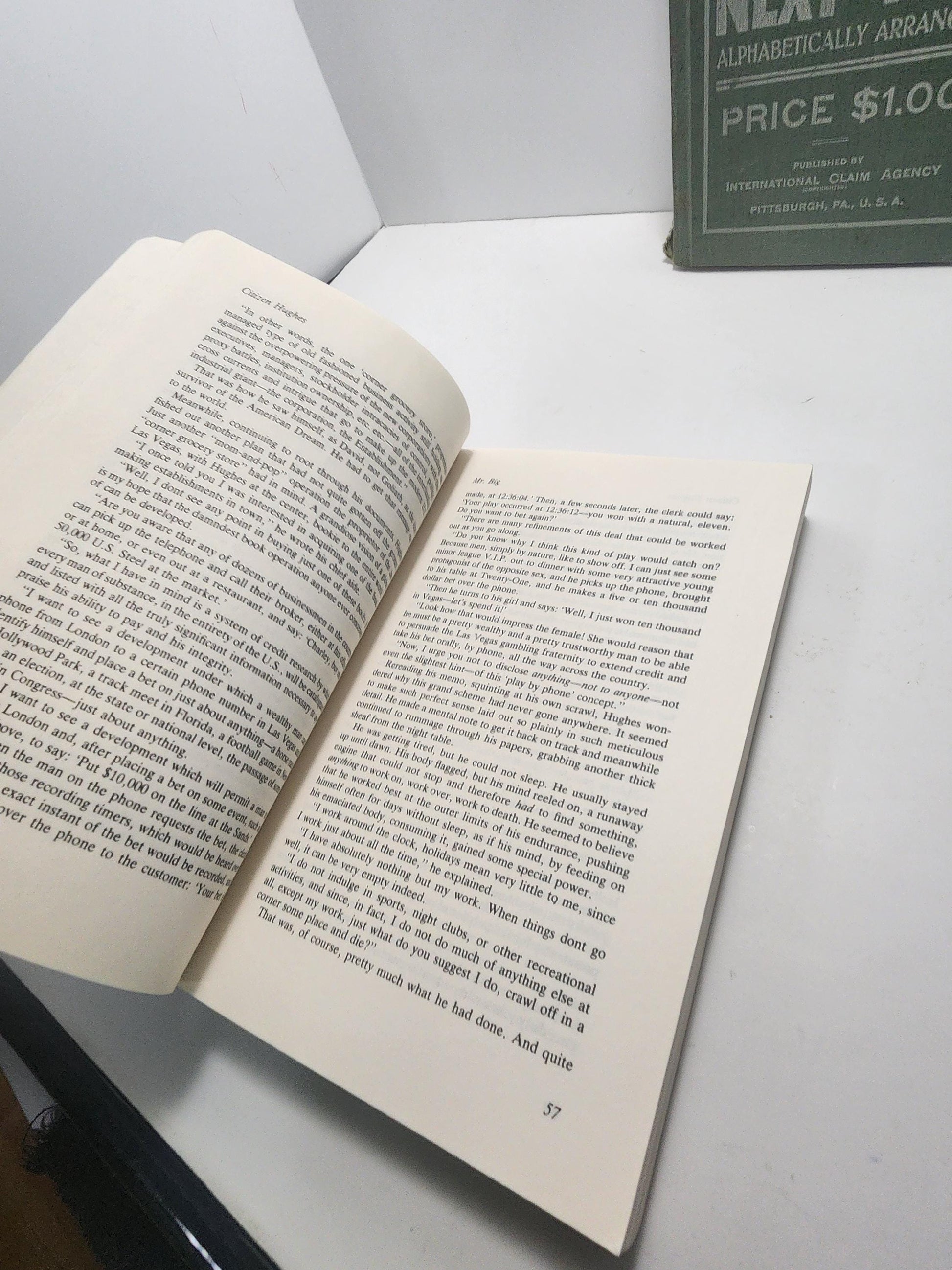 Citizen Hughes By Micheal Drosnin - Drosnin Books - Citizen Hughes - Citizen Hughes Books - Micheal Drosnin Books - Vintage Books