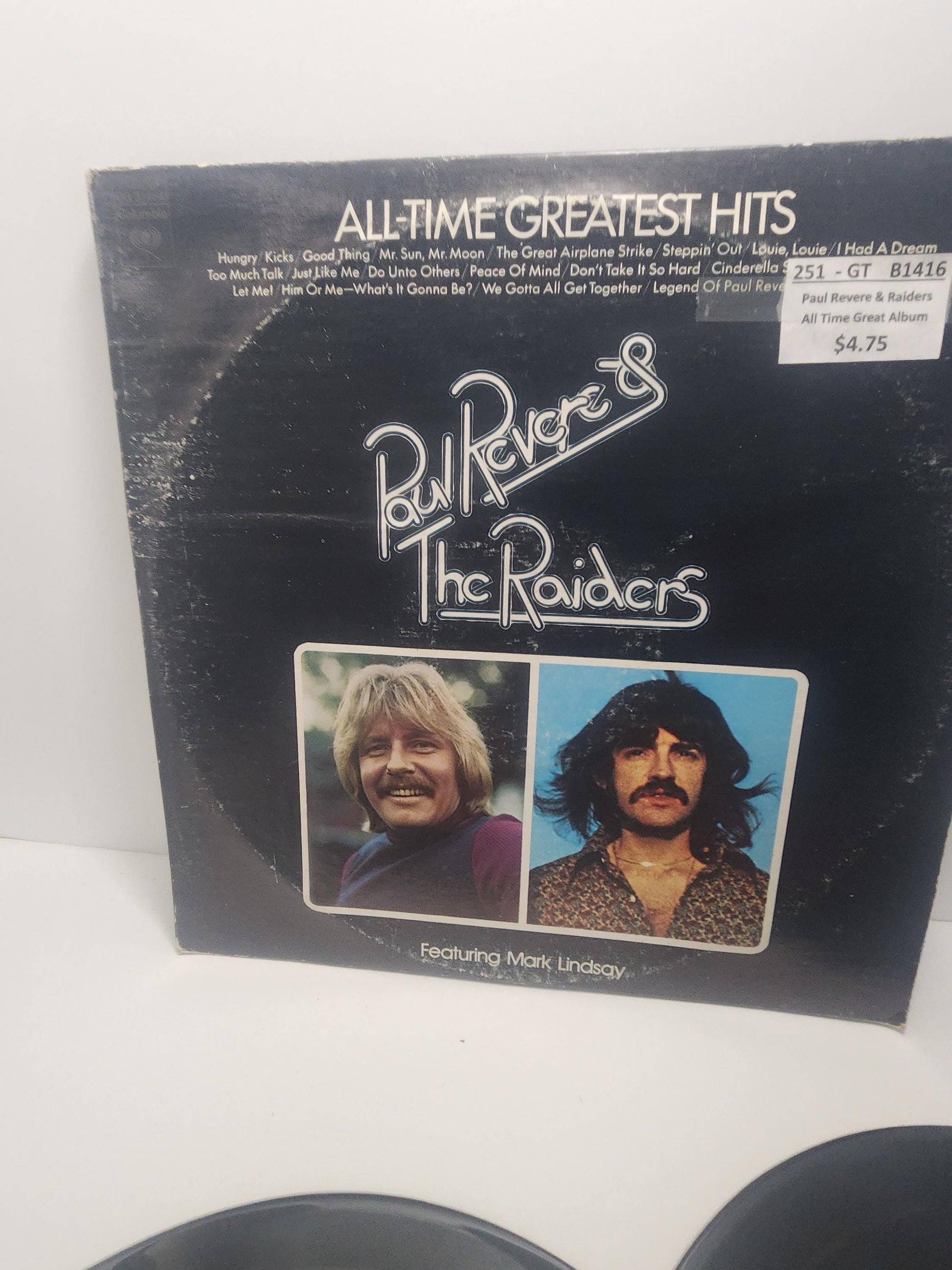 1972 Paul Revere & The Raiders' All-Time Greatest Hits Vinyl Record - Vinyl - Records - Music - Paul Revere - The Raiders - LP Records