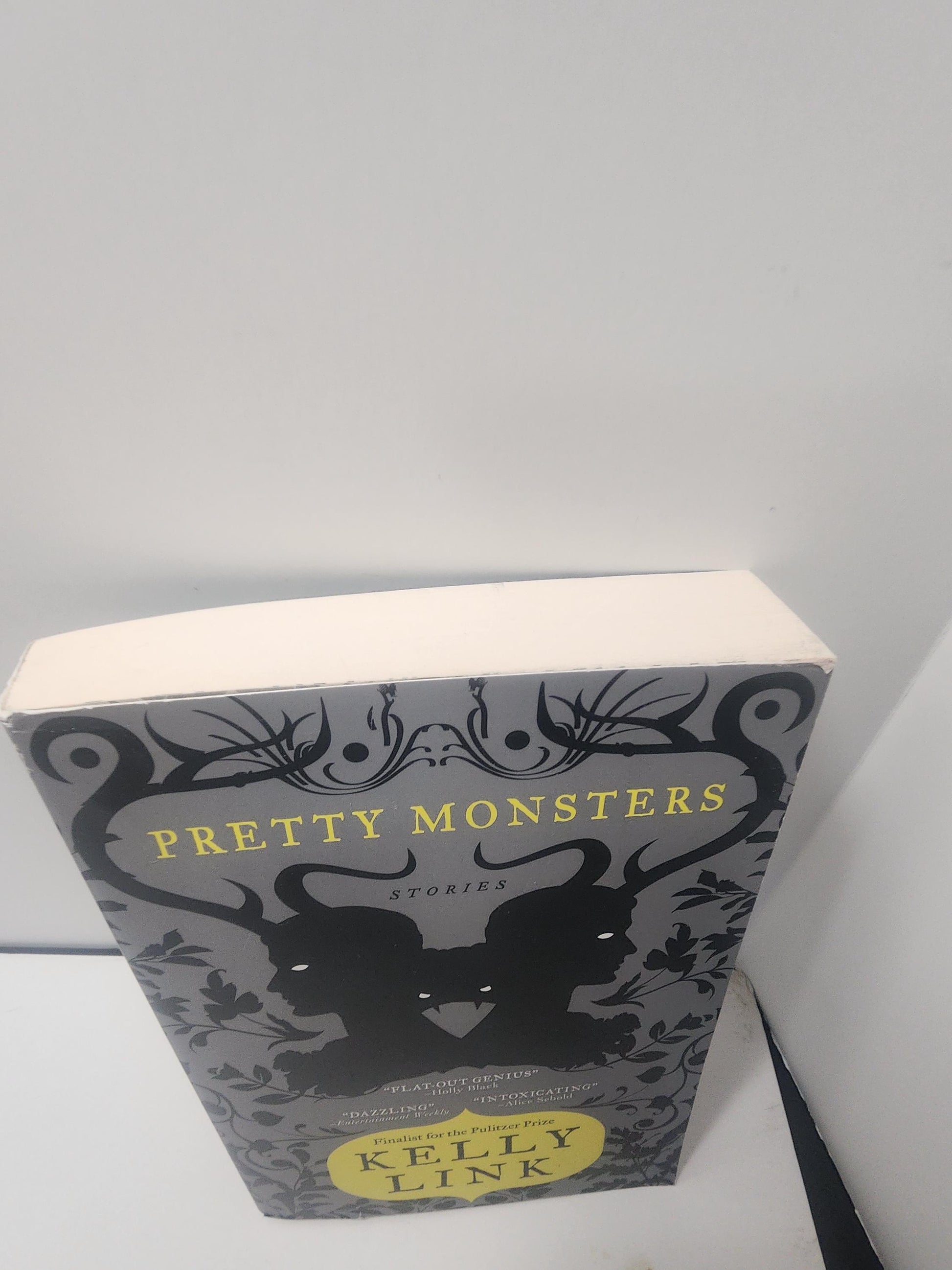 Pretty Monsters Book By Kelly Link - Monsters - Monsters Books - Pretty Monsters - Kelly Link - Kelly Link Books - Books