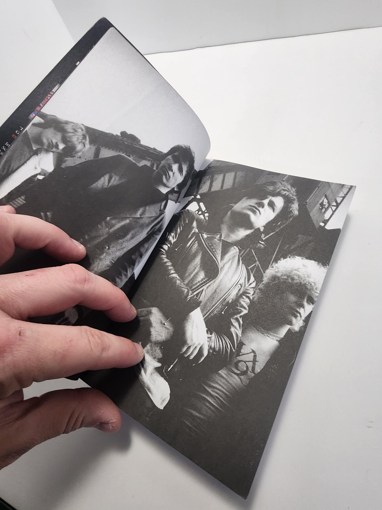 U2 By U2 Vintage Oversized Book - Music - Music Books - U2 - U2 Book - U2 By U2 - Vintage Books