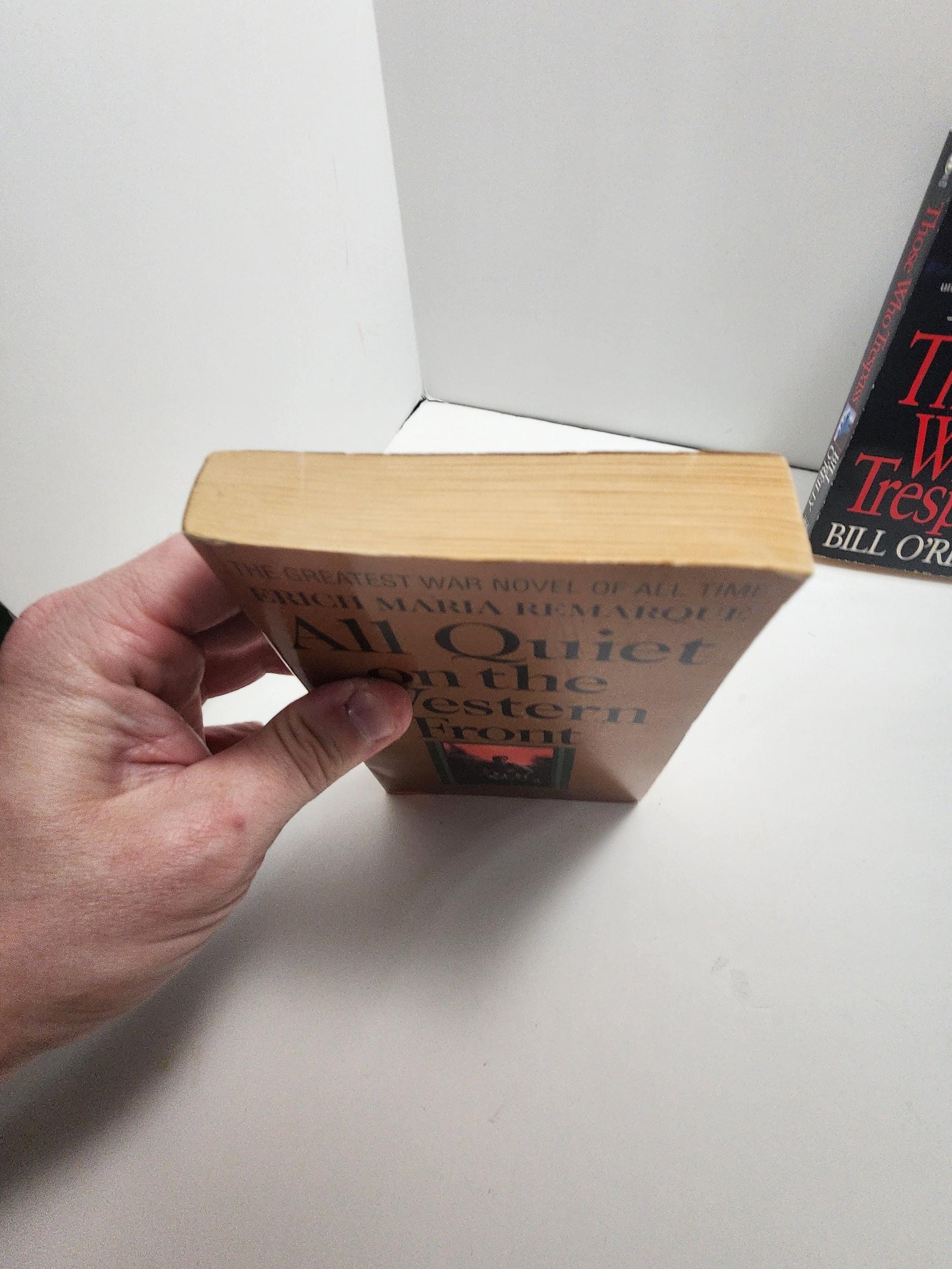 1956 All Quiet On The Western Front by Erich Maria Remarque - Novels - Westerns - Western Books - 1950's - Vintage Books - Erich Remarque