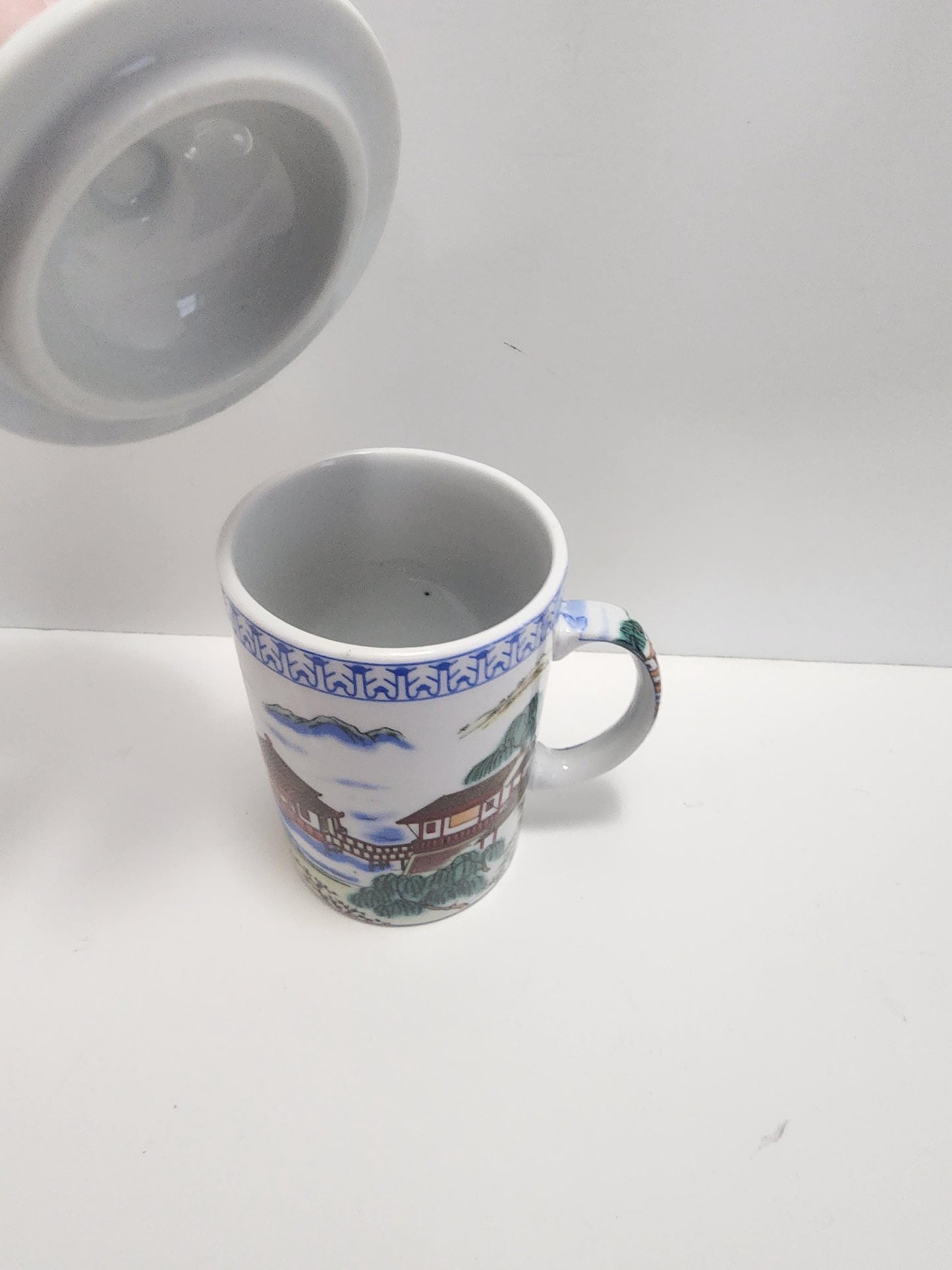 Porcelain Chinese Vintage Tea Mug With Lid - Mugs - Coffee - Tea - Chinese - Chinese Mug - Porcelain Mug