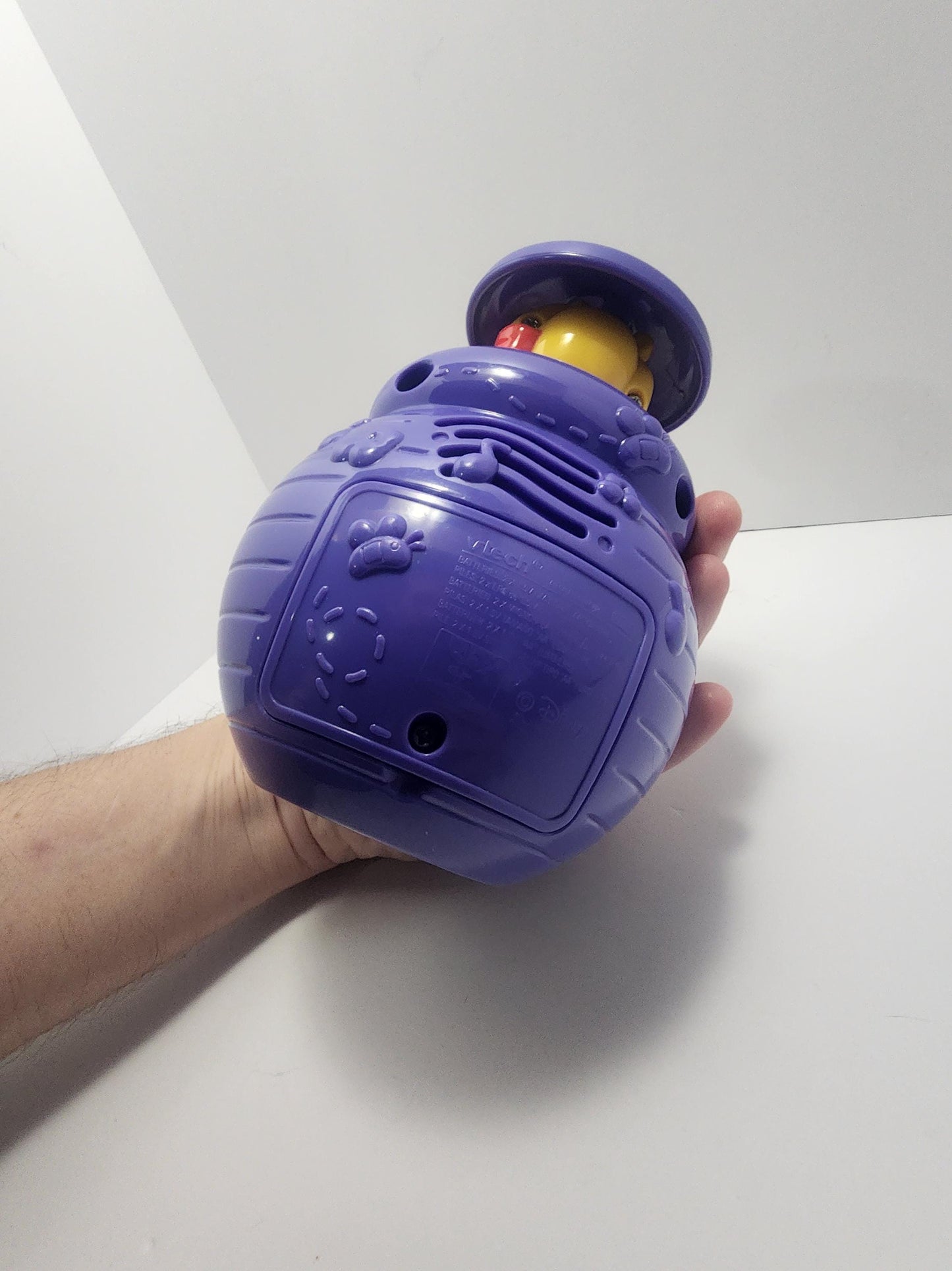 Vtech Winnie The Pooh Peek A Boo Singing Honeypot Electronic Game - Winnie The Pooh - Games - Interactive Toys - Vtech - Honeypot - Disney