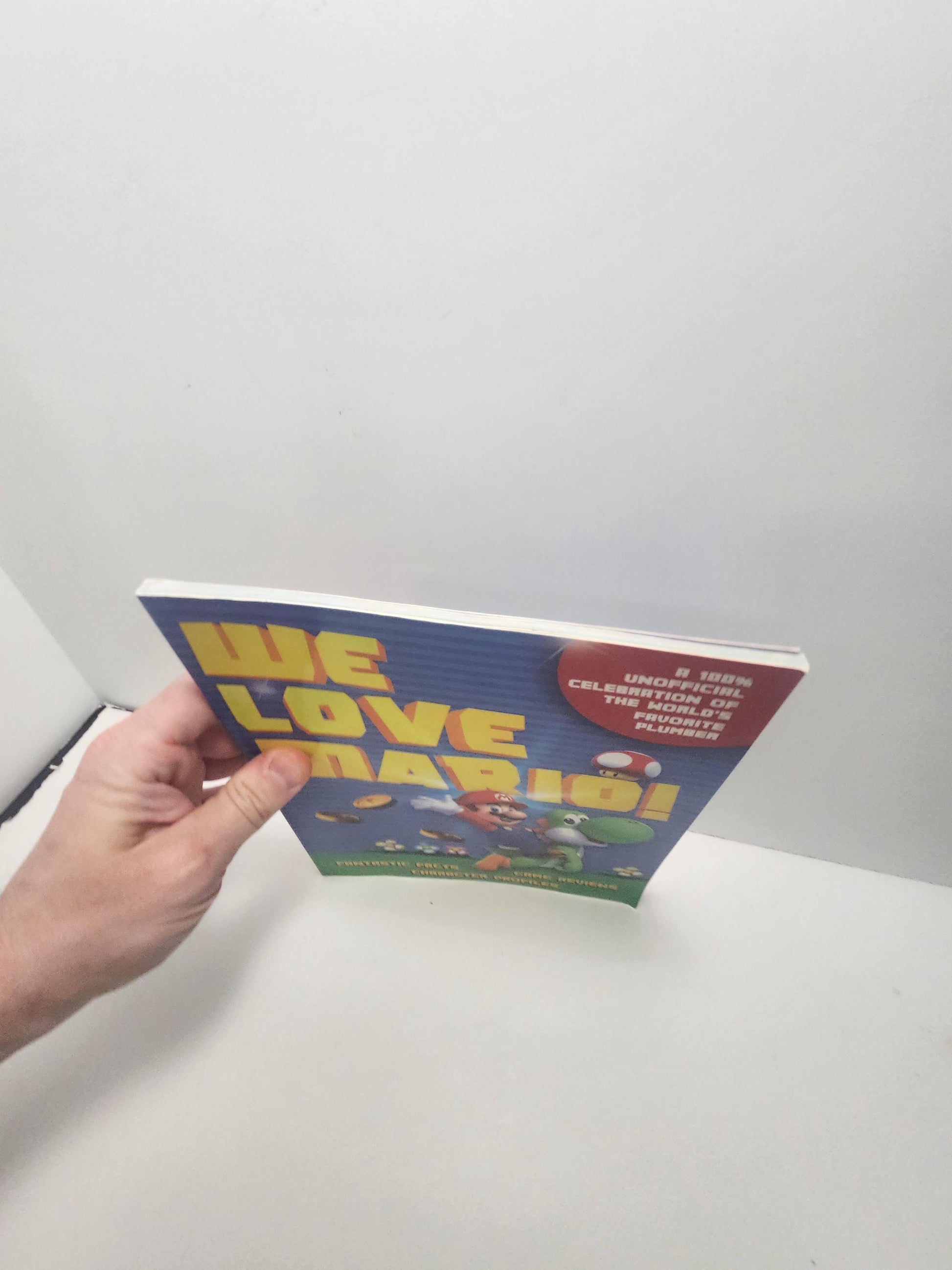 We Love Mario Game Guide And Review Book - Books - Mario - Mario Games - Super Maro - Mario Bros - Games - Reviews