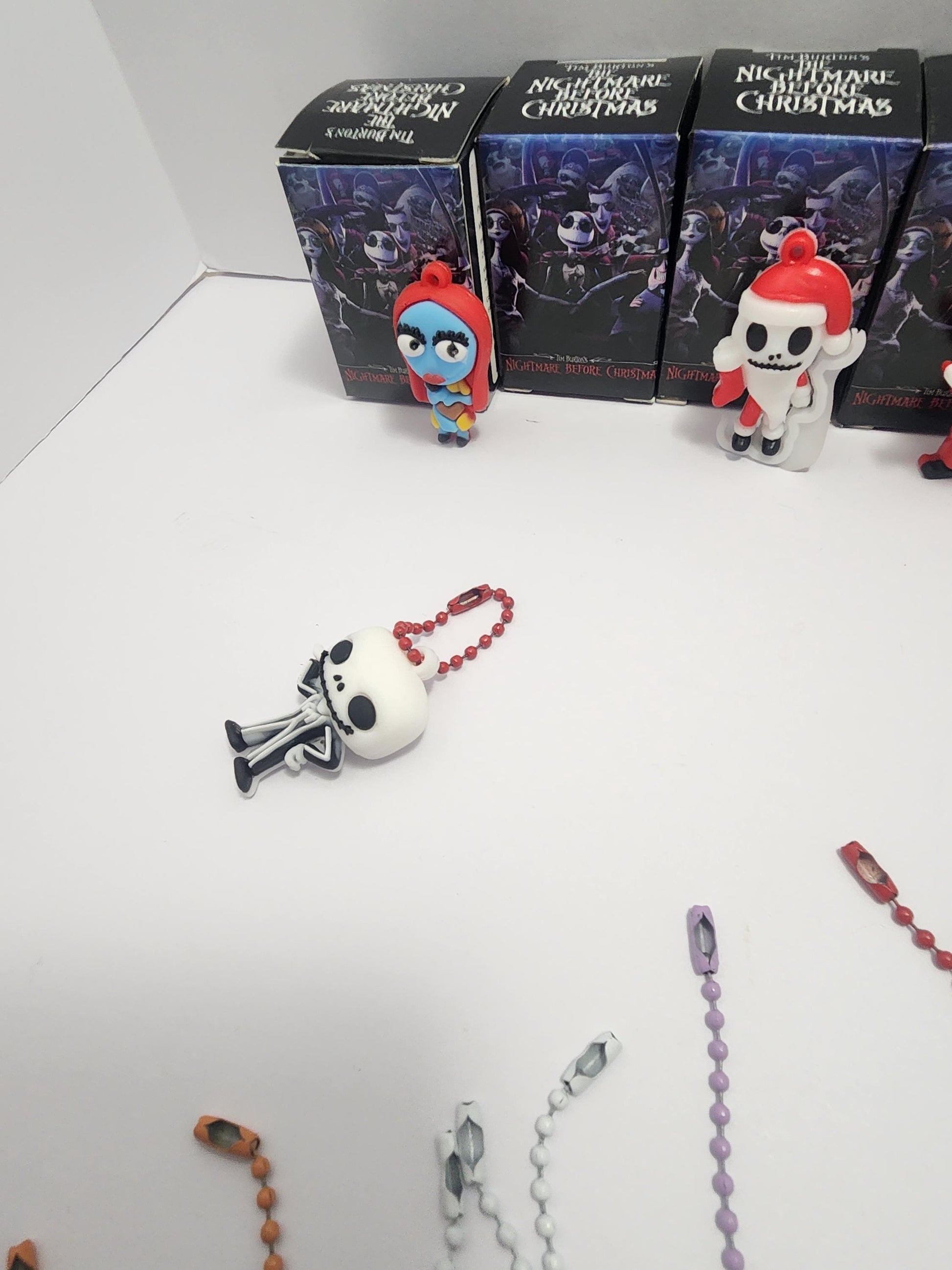 Disney's The Nightmare Before Christmas Figures With Keychains - Jack Skellington - The Nightmare Before Christmas - Halloween - Disney Tiys