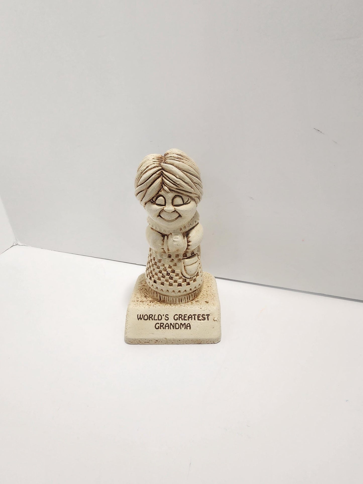 1972 Vintage "The Greatest Grandmother" Statue Figurines - Grandma - Grandmother - Gifts For Grandmother - 1970's - Old - Figurines - Gifts