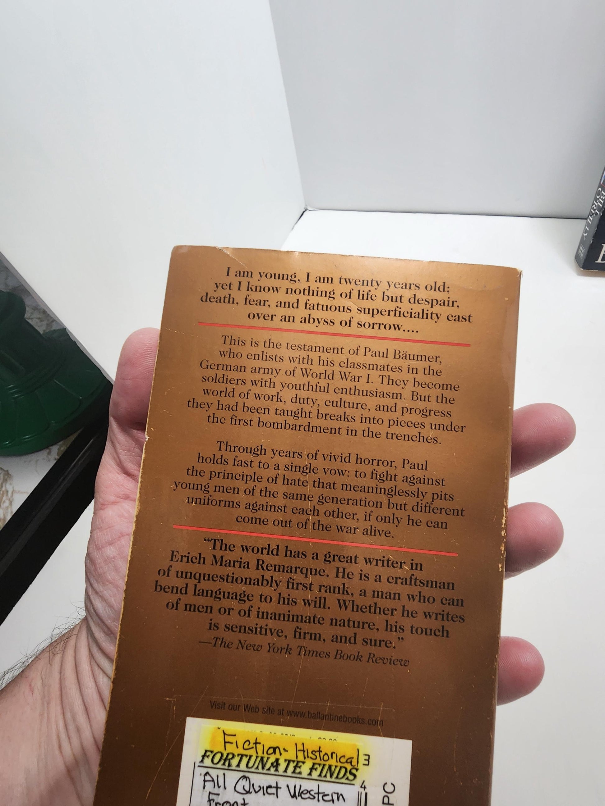 1956 All Quiet On The Western Front by Erich Maria Remarque - Novels - Westerns - Western Books - 1950's - Vintage Books - Erich Remarque