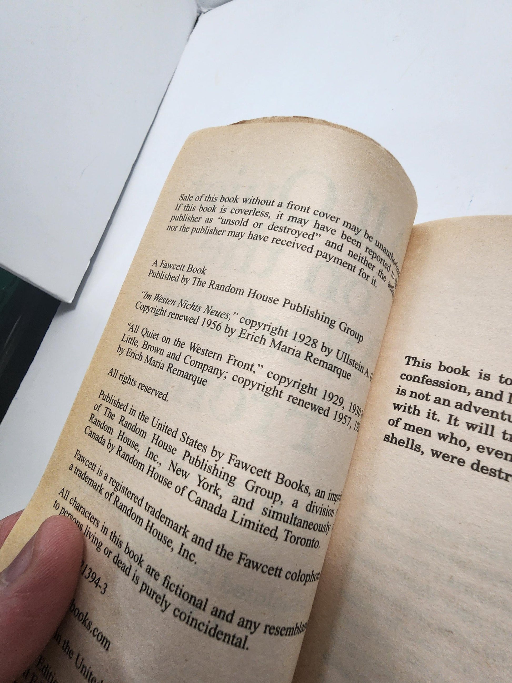 1956 All Quiet On The Western Front by Erich Maria Remarque - Novels - Westerns - Western Books - 1950's - Vintage Books - Erich Remarque