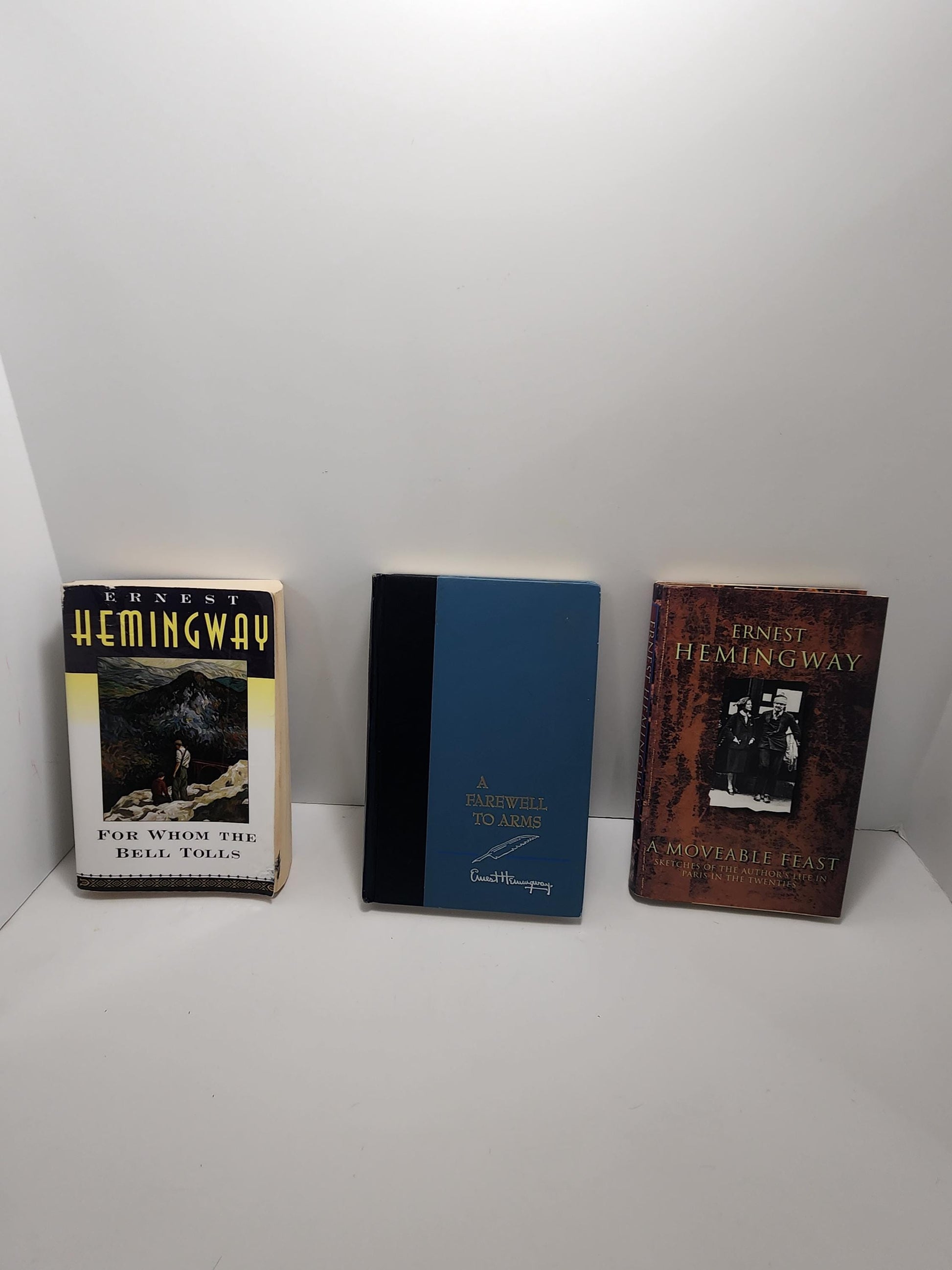 Ernest Hemingway Vintage Books - Ernest Hemingway - Ernest Hemingway Books - For Whom The Bells Toll - A Farewell To Arms - A Moveable Feast