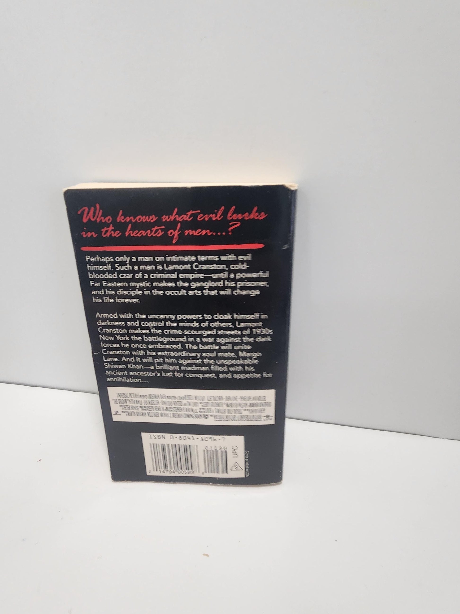1994 The Shadow by James Luceno Featuring Alec Baldwin - The Shadow - The Shadow Book - Alec Baldwin - Movies - Book Movies - Paperback Book