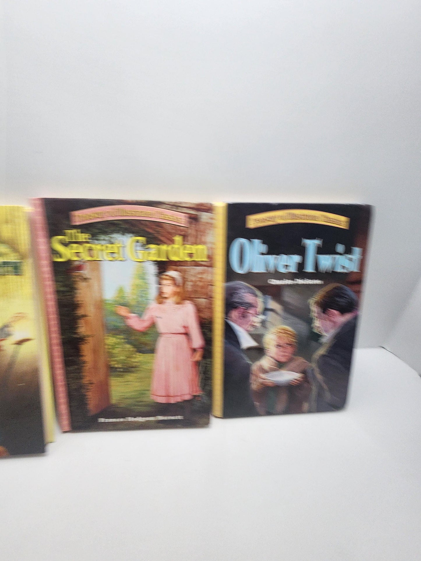 Treasury Of Illustrated Classics LOT Of 3 Vintage 2000s - The Secret Garden - Oliver Twist - Journey To The Center Of The Earth - Dickens