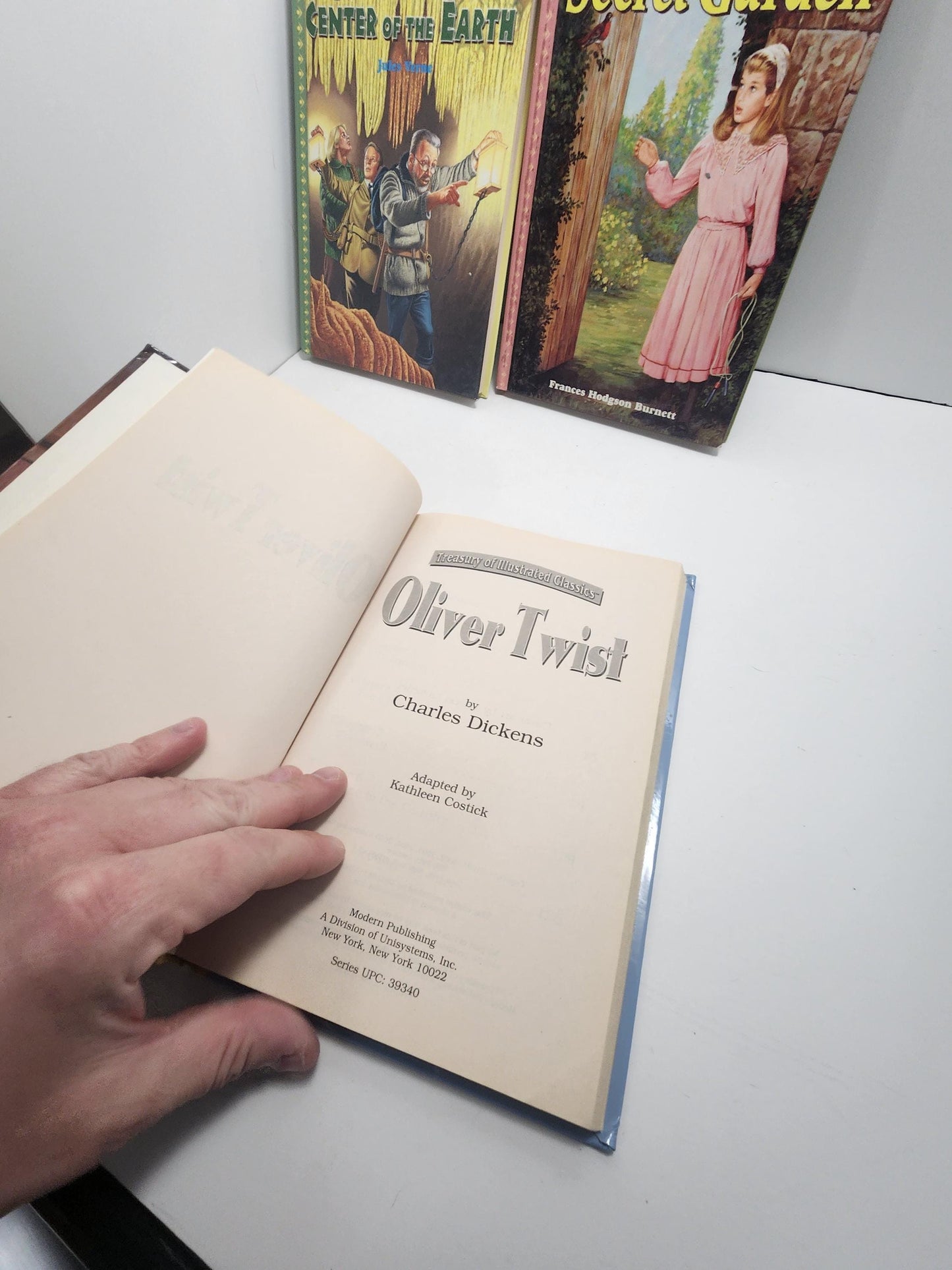 Treasury Of Illustrated Classics LOT Of 3 Vintage 2000s - The Secret Garden - Oliver Twist - Journey To The Center Of The Earth - Dickens