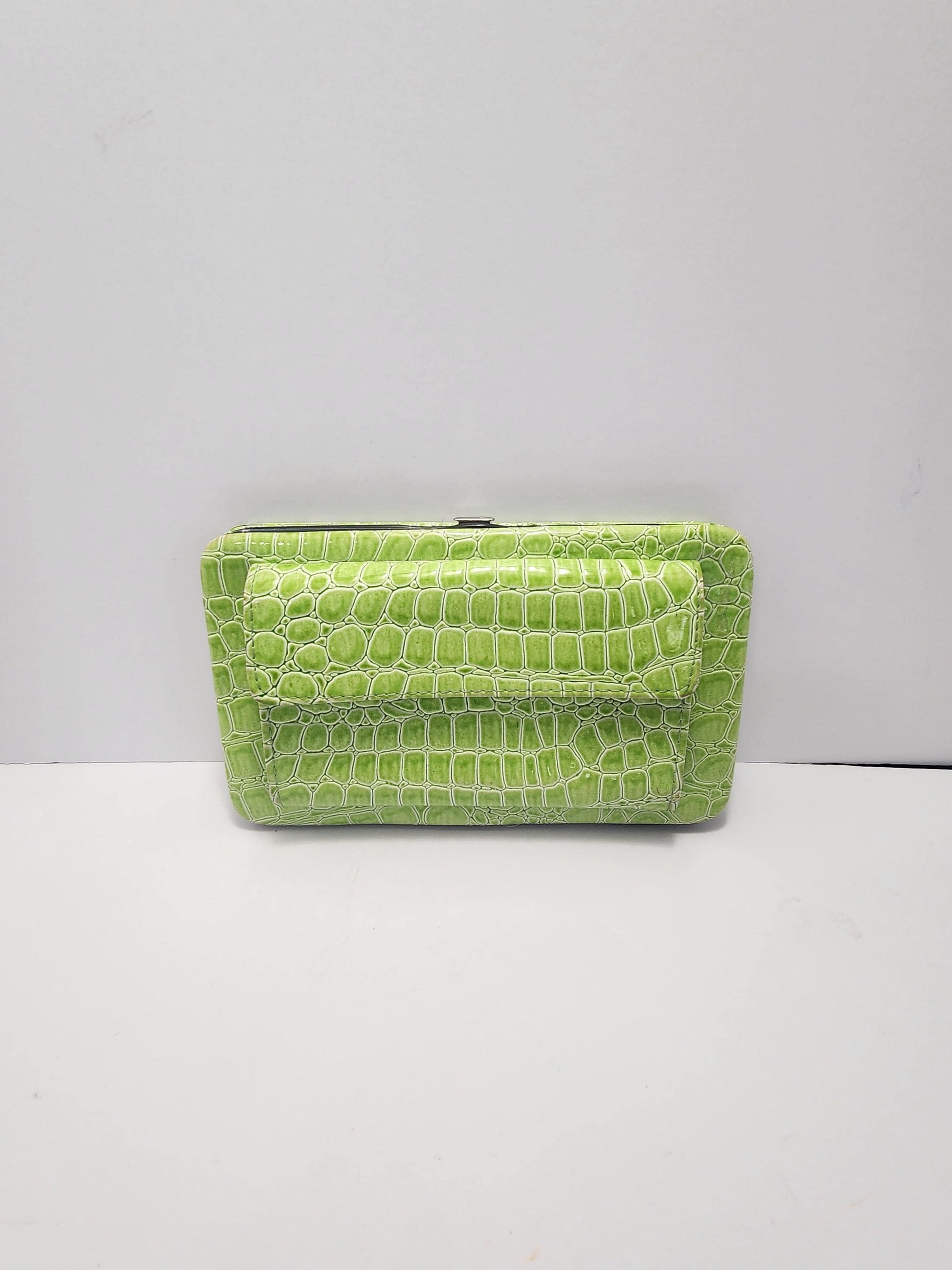 Lime Green Vintage Women's Wallet - Wallet - Women's Wallet - Vintage Wallet - Coin Purse - Gift For Women