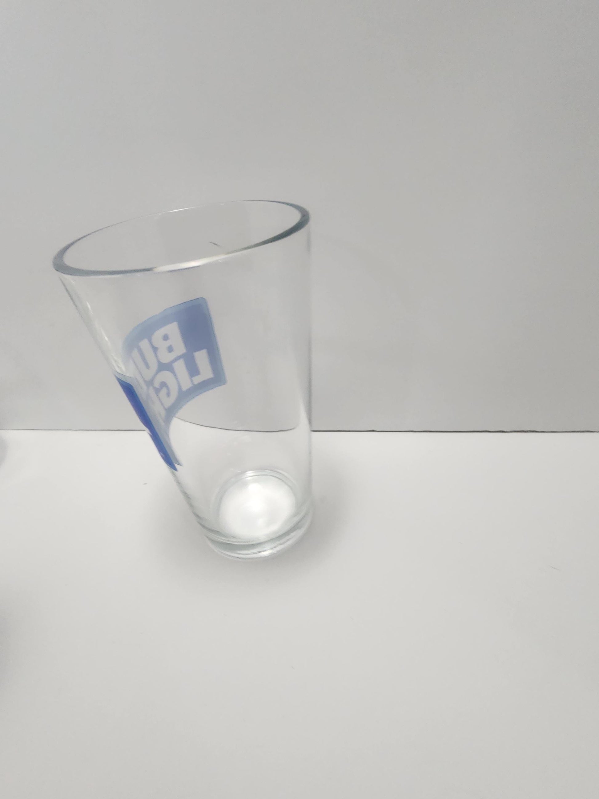 Bud Light Pint Beer Glass - Glasses - Pint Glass - Drinking Glasses - Beer - Budlight - Gift Glasses - Drinkware - Barware