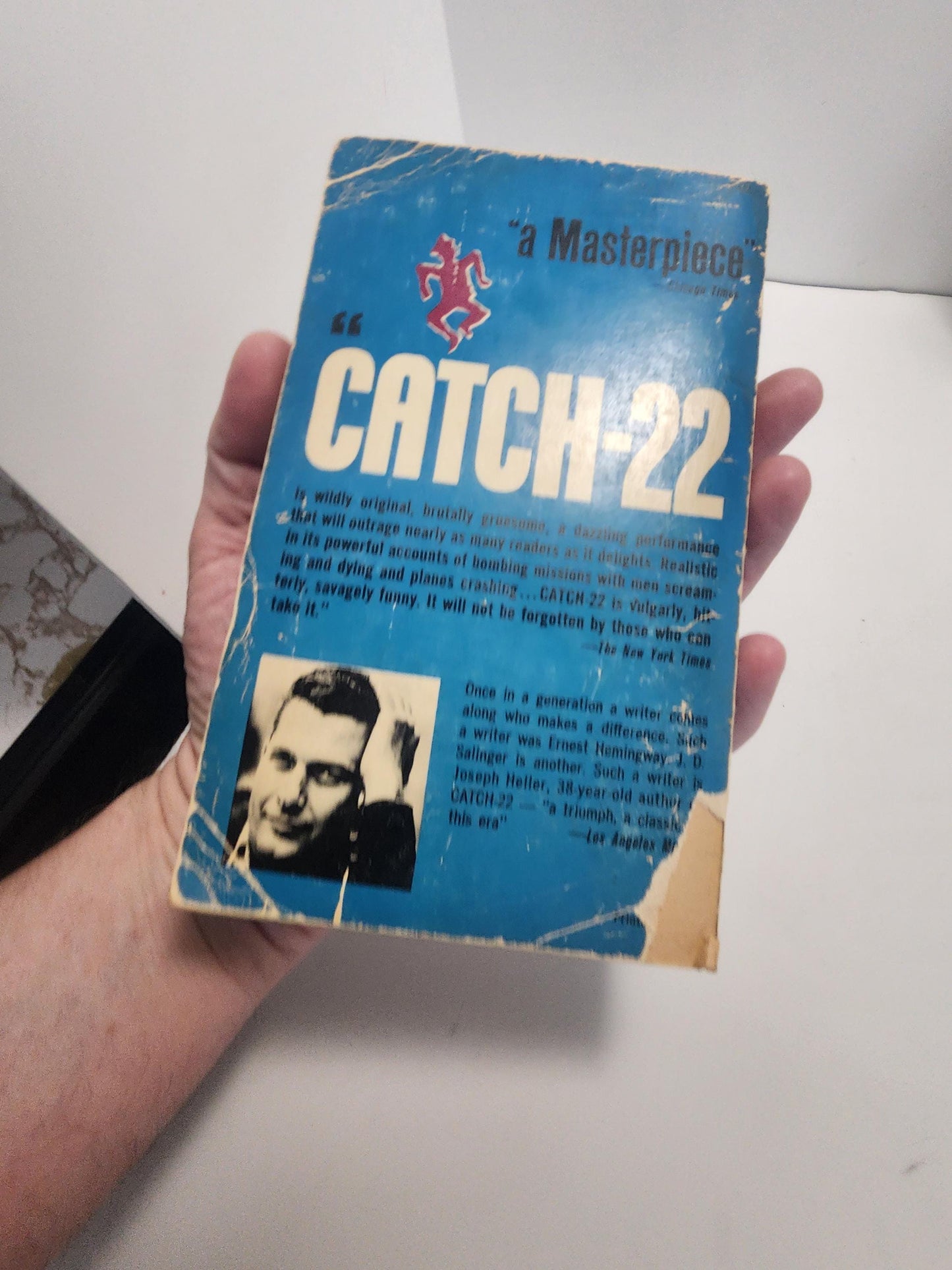 1962 Catch 22 By Joseph Heller - Paperback Books - 1960's - Vintage Books - Catch 22 - Joseph Heller - Joseph Heller Books