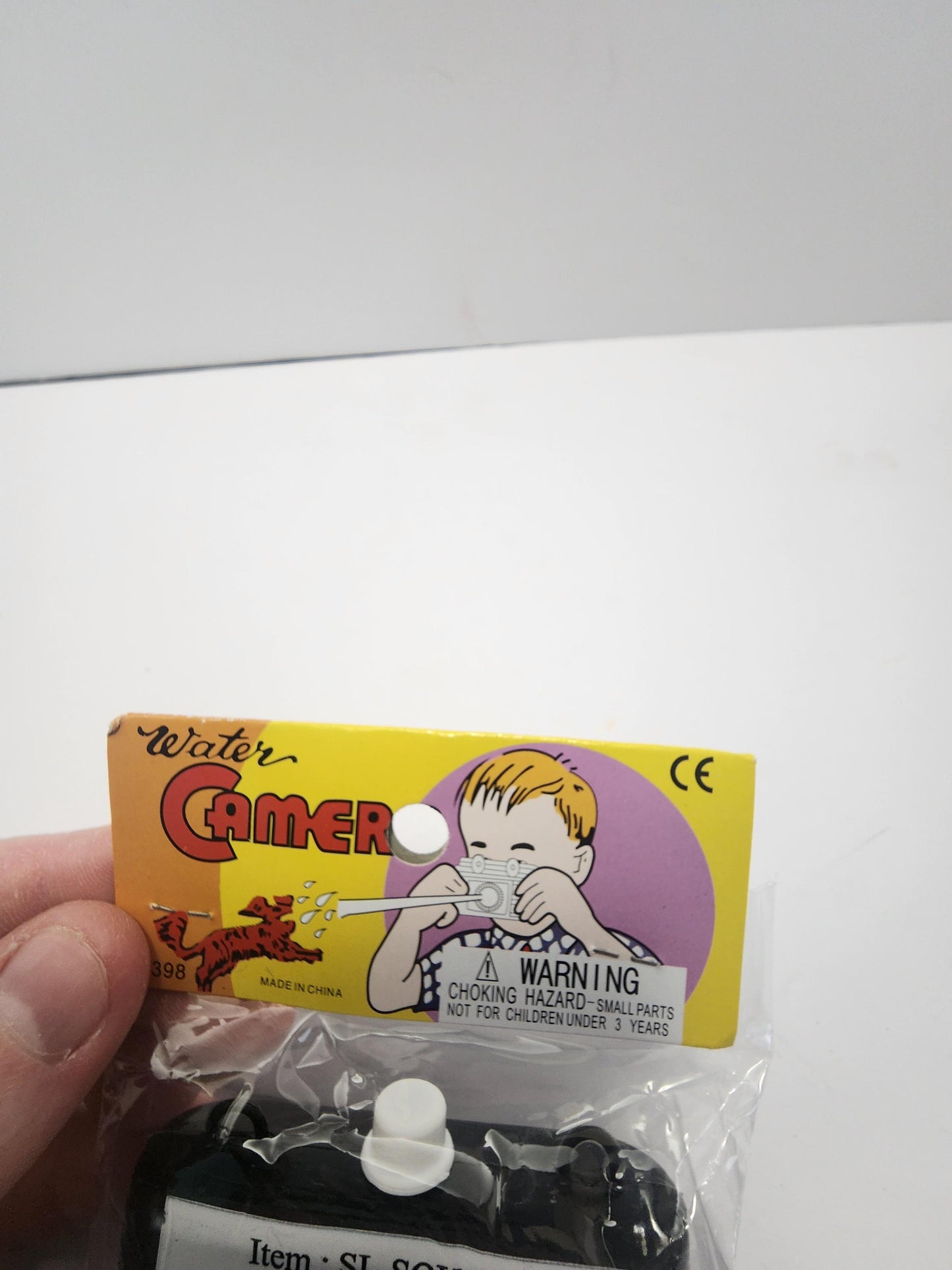 Older Water Squirting Toy Camera Novelty Toy - Pretend Play - Novelty Toys - Toys - Water Toys - Bath Toys - Toy Camera - Cameras