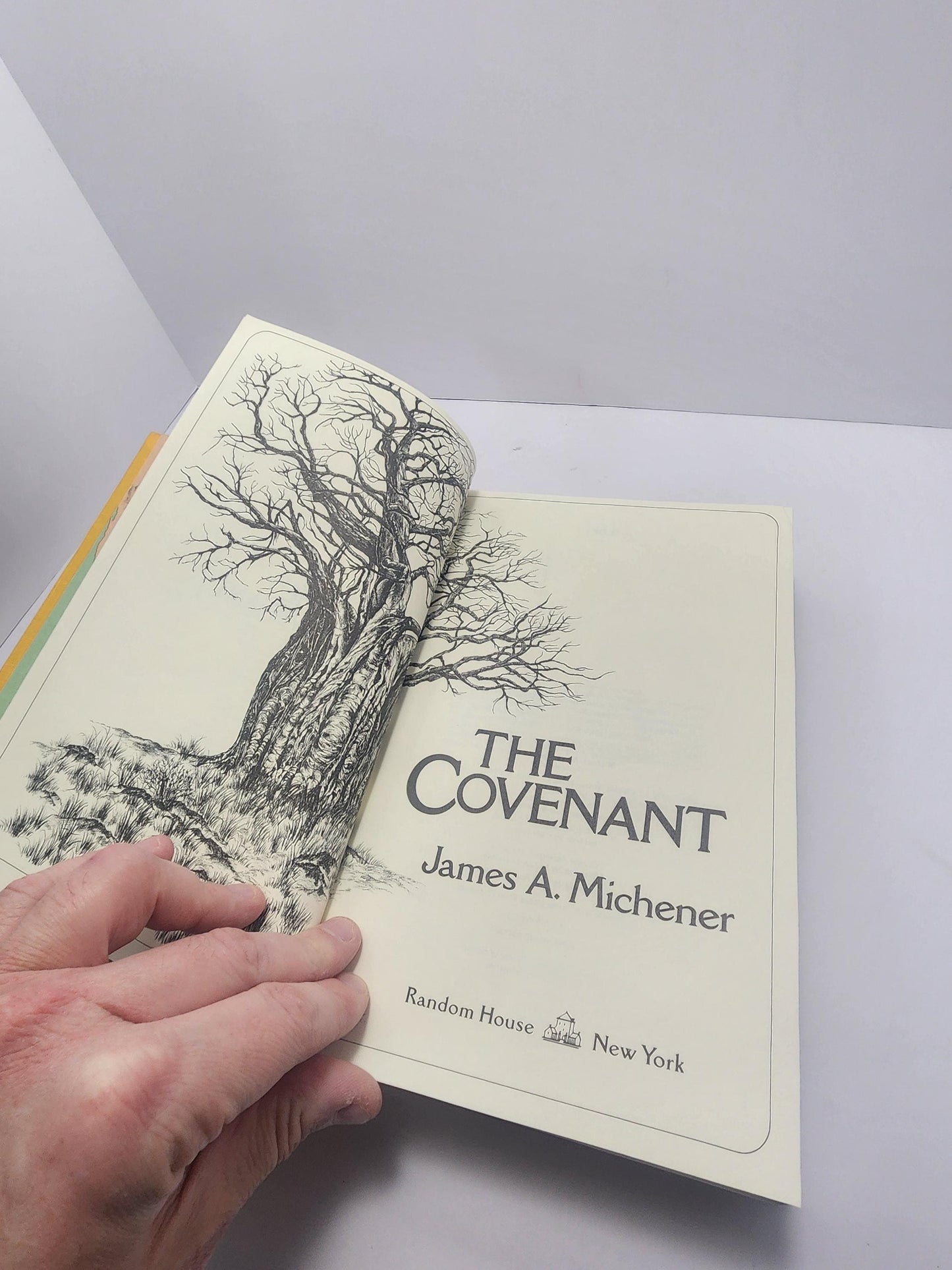 The Covenant Novel Hardcover By James A Michener - Hardcover Books - Novels - The Covenant - James Michener - Movie Books