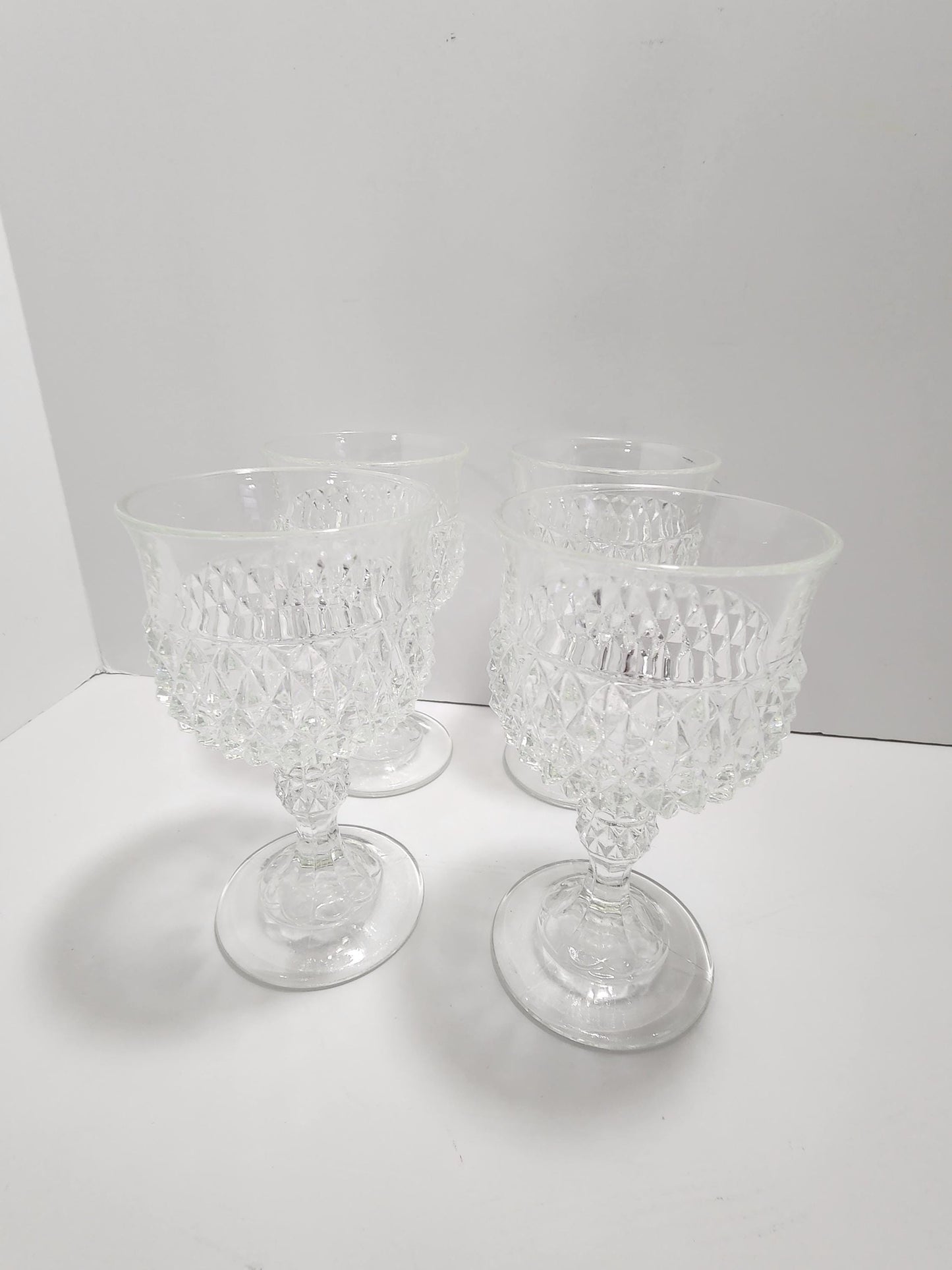 Indiana Glass Vintage Diamond Print Glasses SET Of 4 - Glasses - Tumblers - Indiana Glass - Diamond Glass - Glass Set - Drinkware