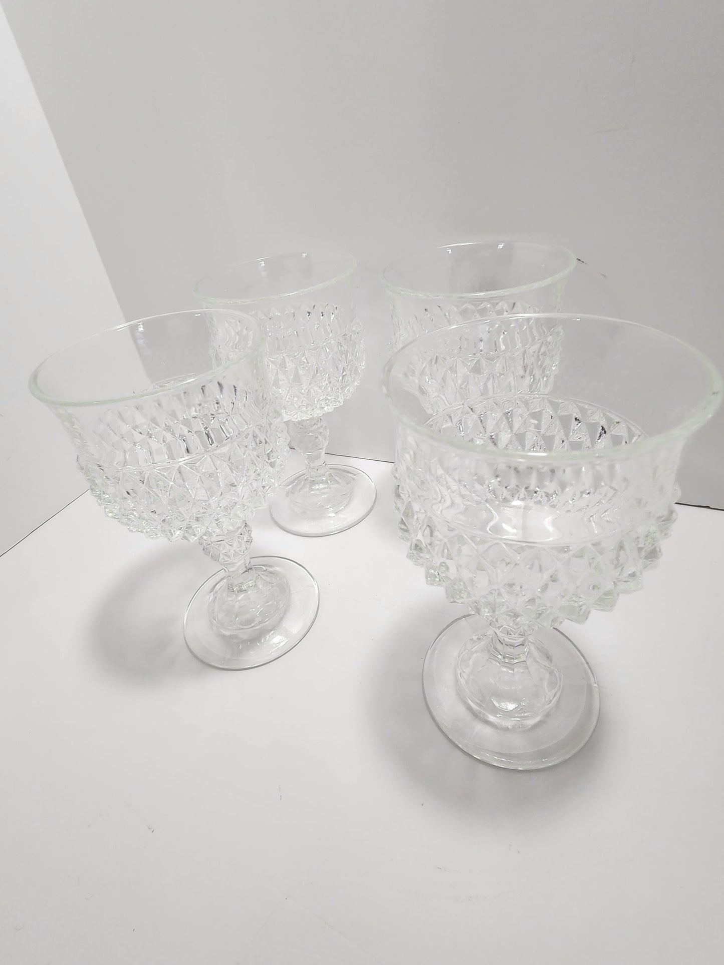 Indiana Glass Vintage Diamond Print Glasses SET Of 4 - Glasses - Tumblers - Indiana Glass - Diamond Glass - Glass Set - Drinkware