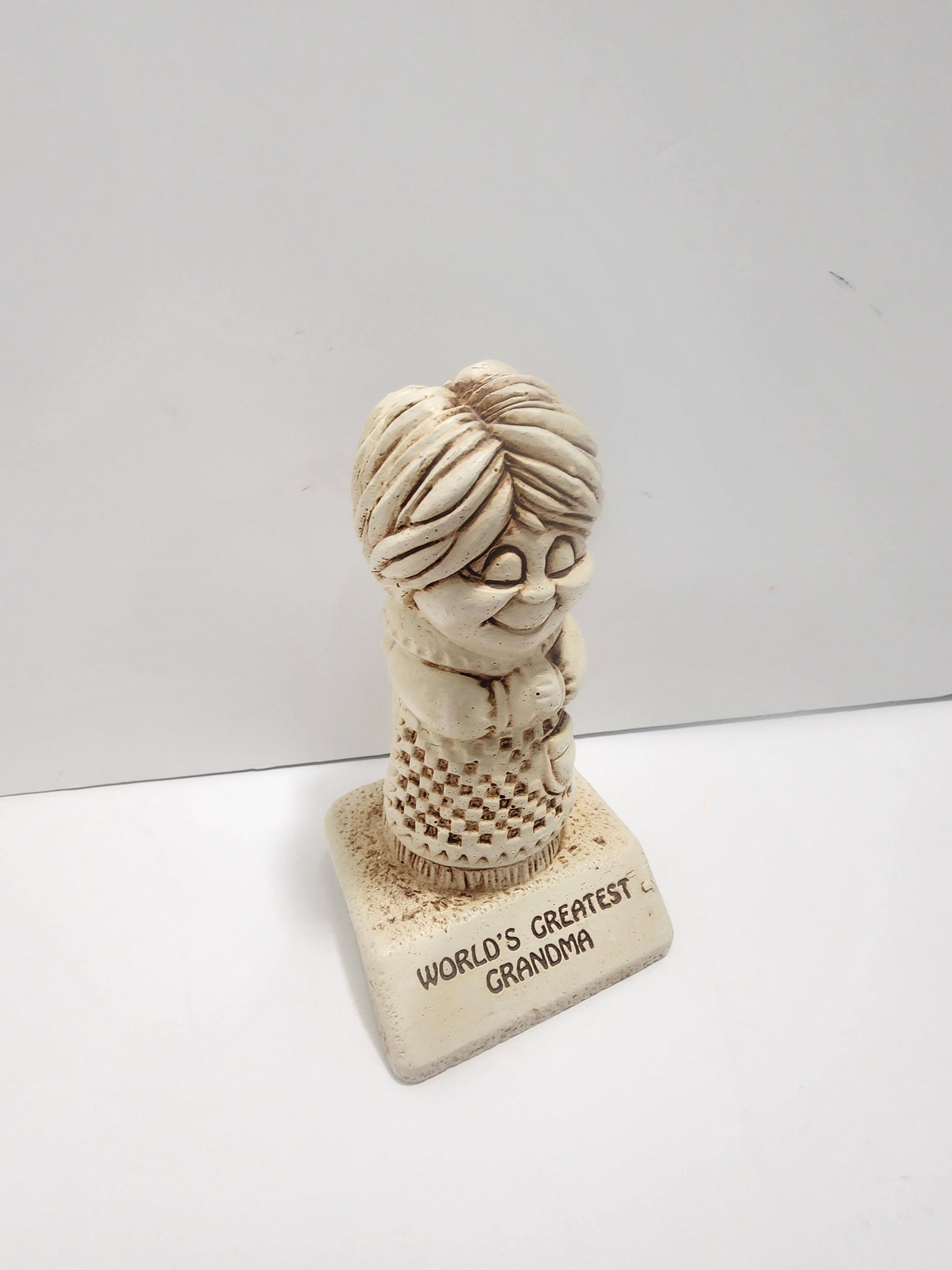 1972 Vintage "The Greatest Grandmother" Statue Figurines - Grandma - Grandmother - Gifts For Grandmother - 1970's - Old - Figurines - Gifts