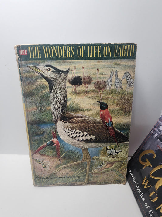 1960's The Wonders Of Life On Earth - Animals - Animal Books - The Wonders Of Life On Earth - 1960's - Animal Gifts - Vintage Books