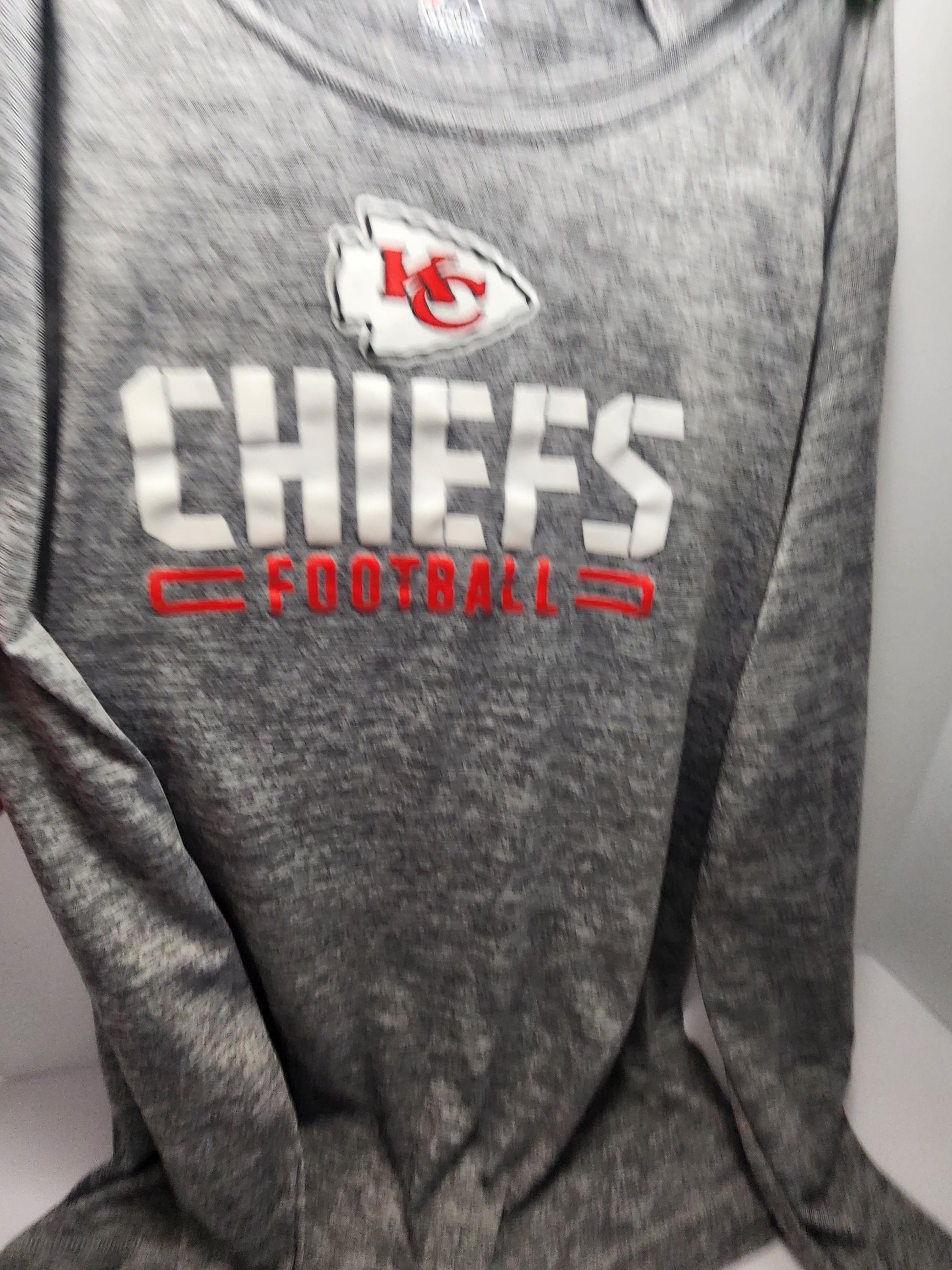 Men's Size Large Kansas City Chiefs Long Sleeve Shirt - Kansas City Chiefs - Men's Clothing - Men's Shirts - Nfl - Nfl Gifts - Nfl Gear