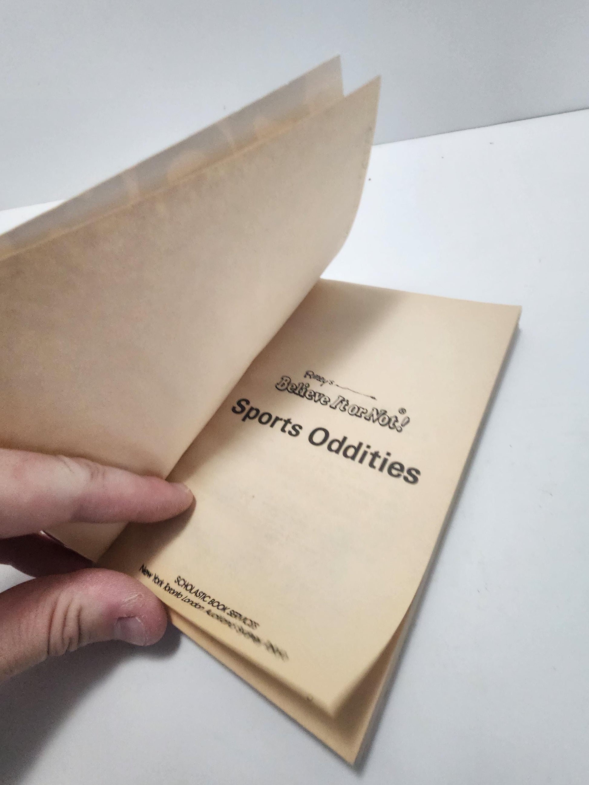 Sports Books Vintage Books Unique Sports - Ripleys Believe It Or Not - Robert Ripley - Guiness World Records - Sports Records - Strange