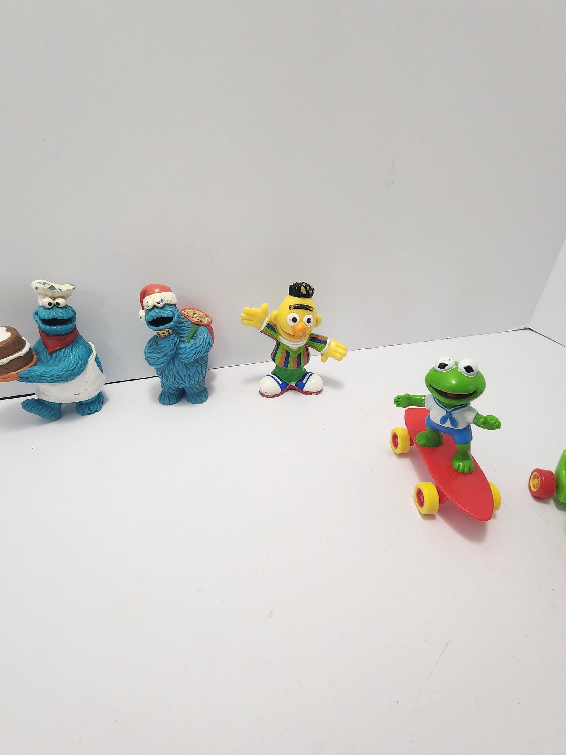 Sesame Street & The Muppets Vintage 1980's Toy Figures - Sesame Street - Sesame Street Toys - The Muppets - The Muppets Toys - Vintage Toys